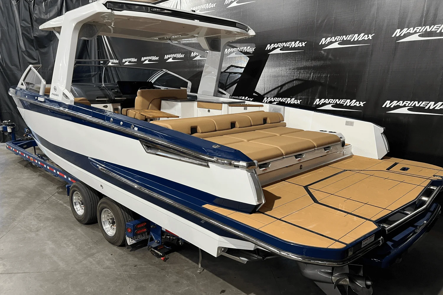 Thumbnail 3 for 2024 Aviara AV32