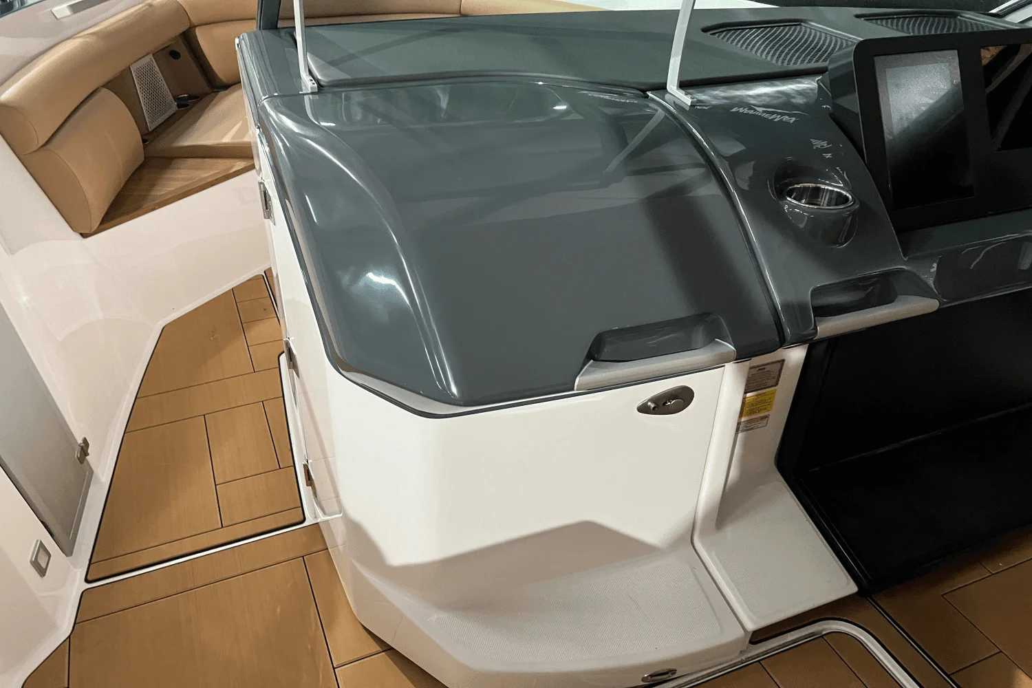 2024 Aviara AV32 Image Thumbnail #30