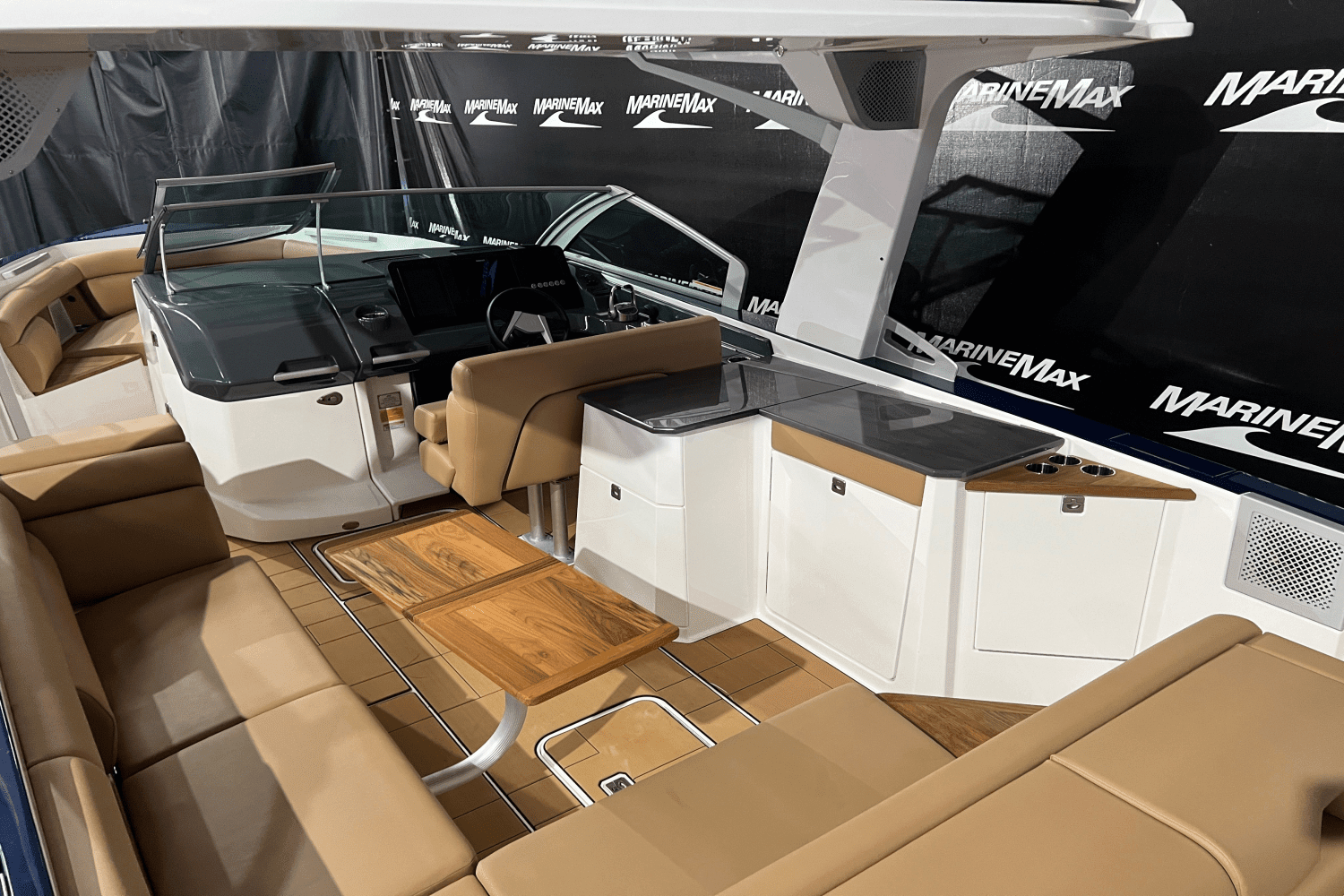 2024 Aviara AV32 Image Thumbnail #8