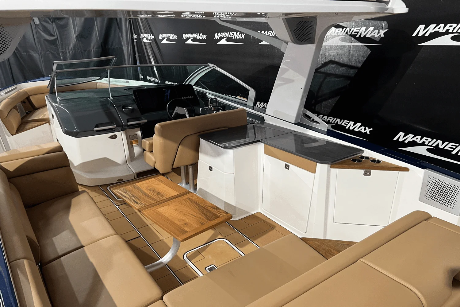 2024 Aviara AV32 Image Thumbnail #8