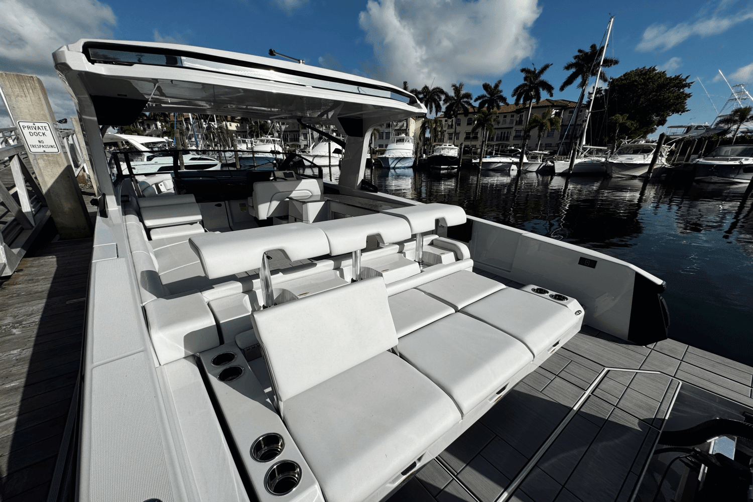 2024 Aviara AV36 Outboard Image Thumbnail #8