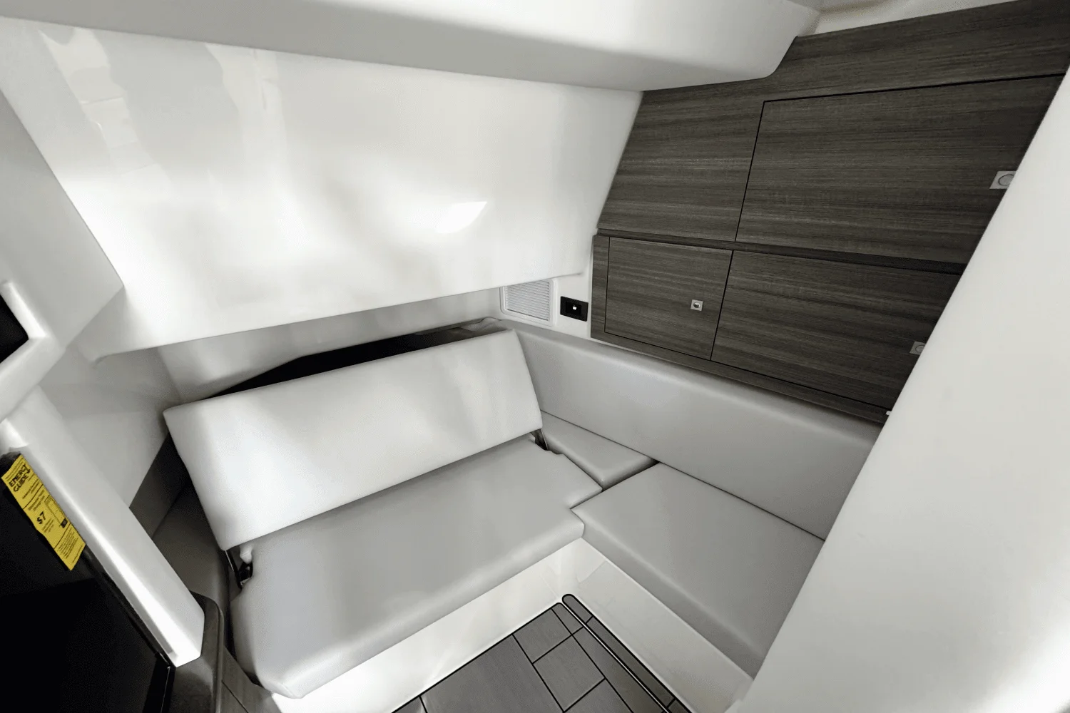 2024 Aviara AV36 Outboard Image Thumbnail #21