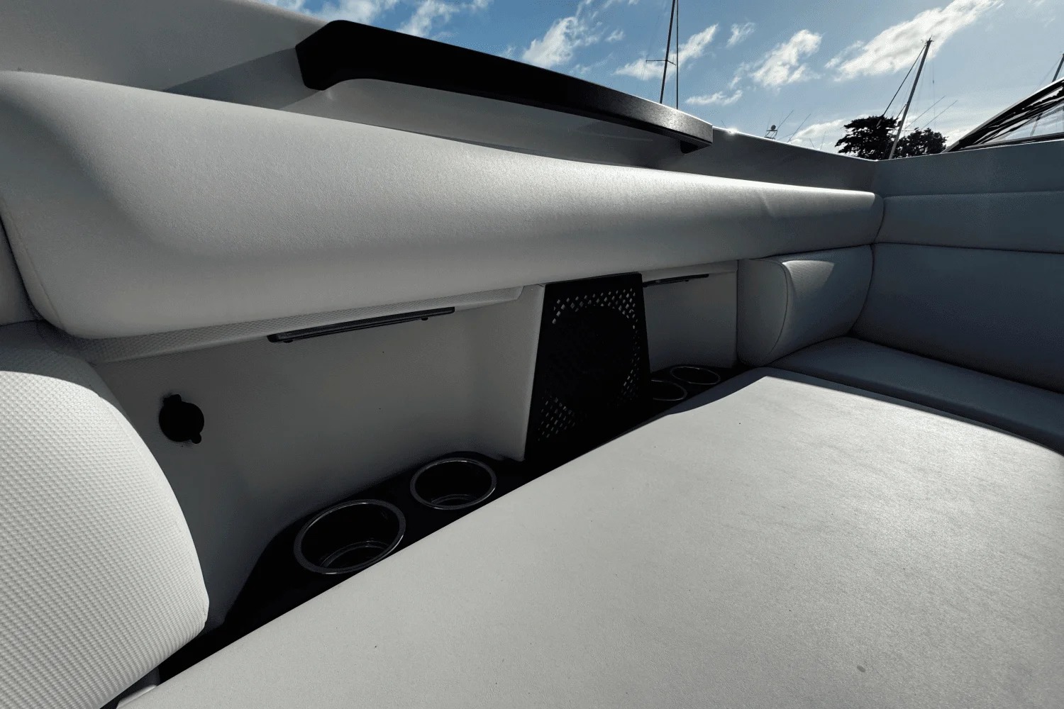 2024 Aviara AV36 Outboard Image Thumbnail #31