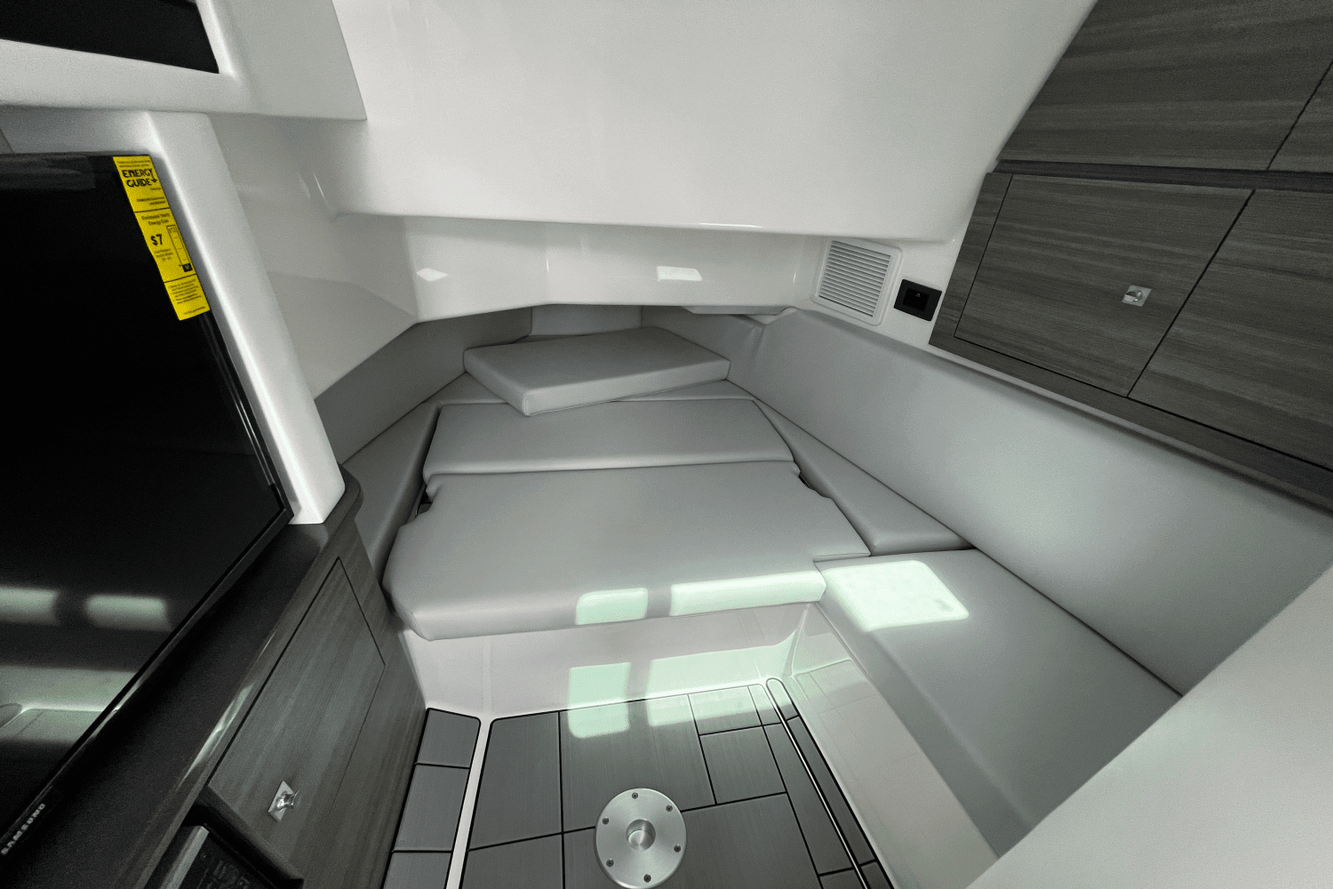 2024 Aviara AV36 Outboard Image Thumbnail #22