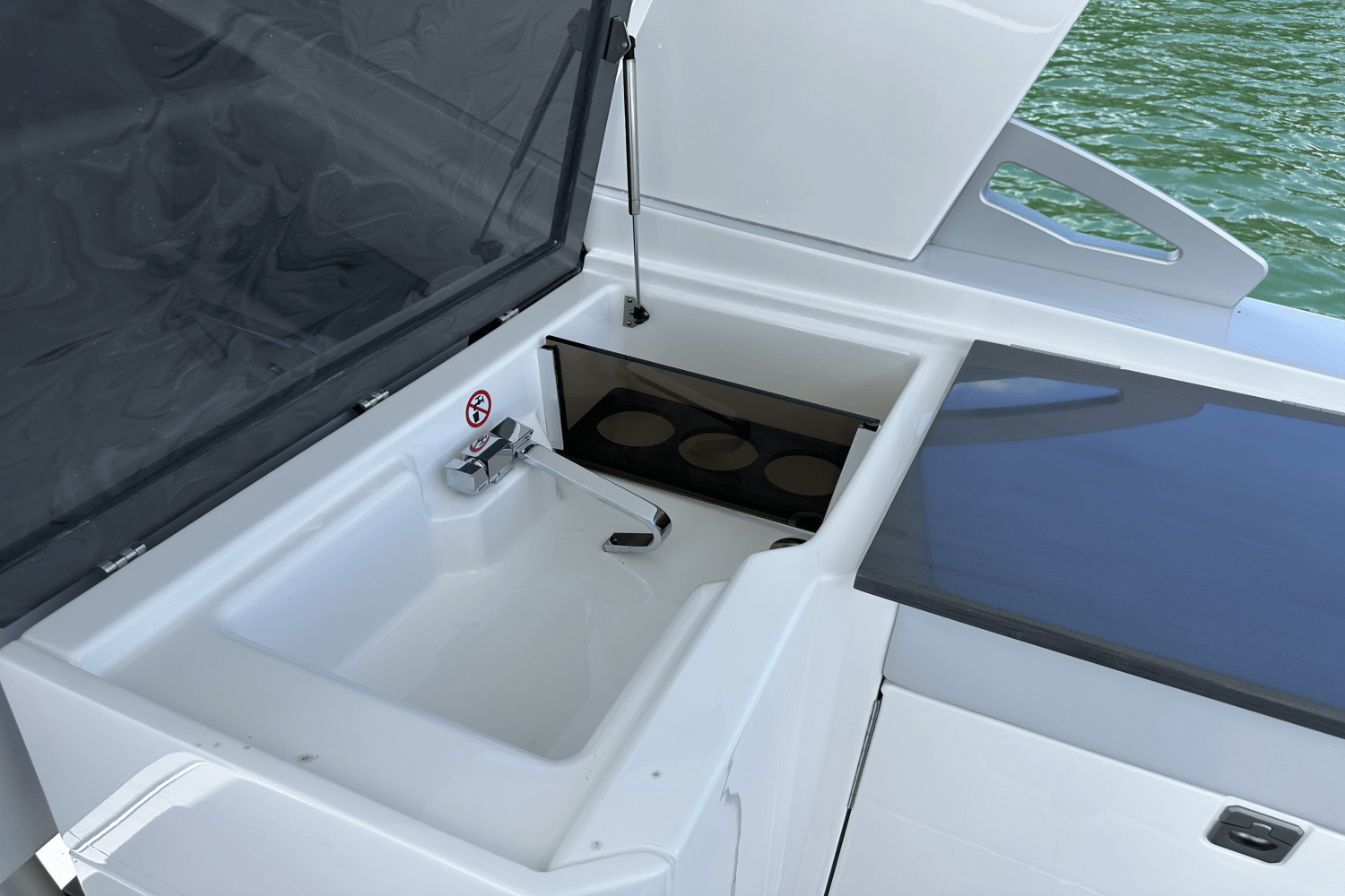 2024 Aviara AV32 Image Thumbnail #35