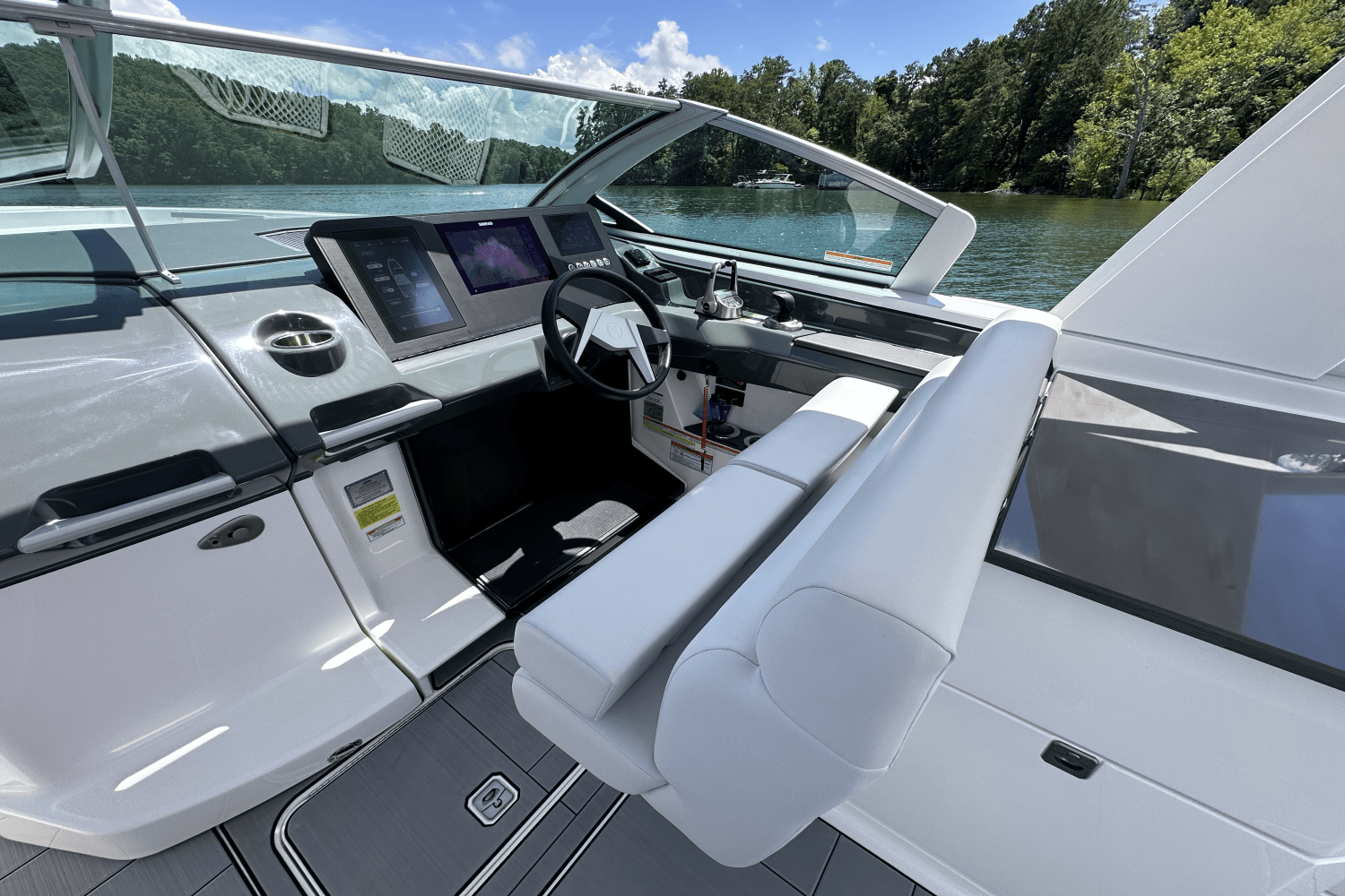 2024 Aviara AV32 Image Thumbnail #27