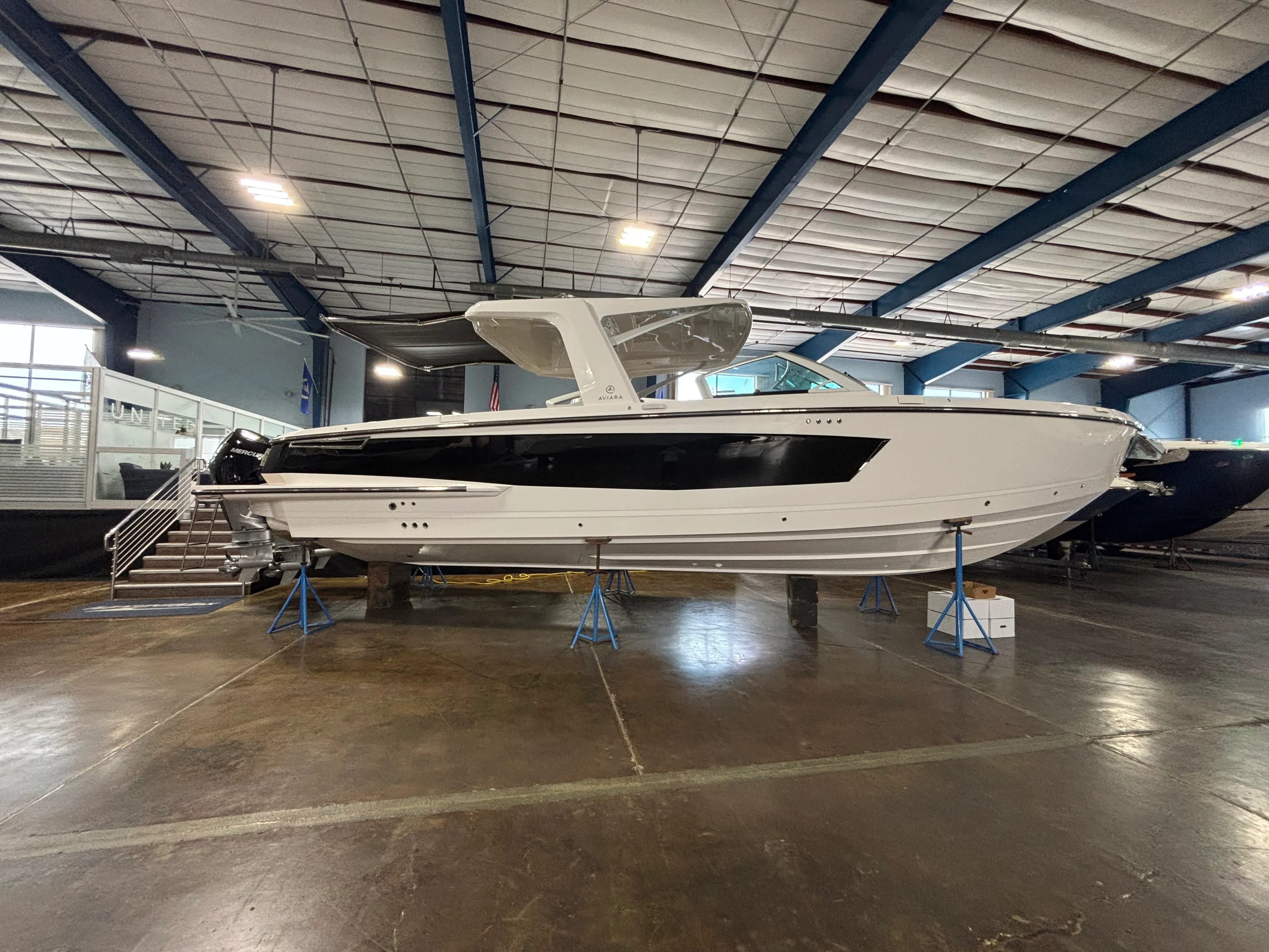 2024 Aviara AV36 Outboard Image Thumbnail #21