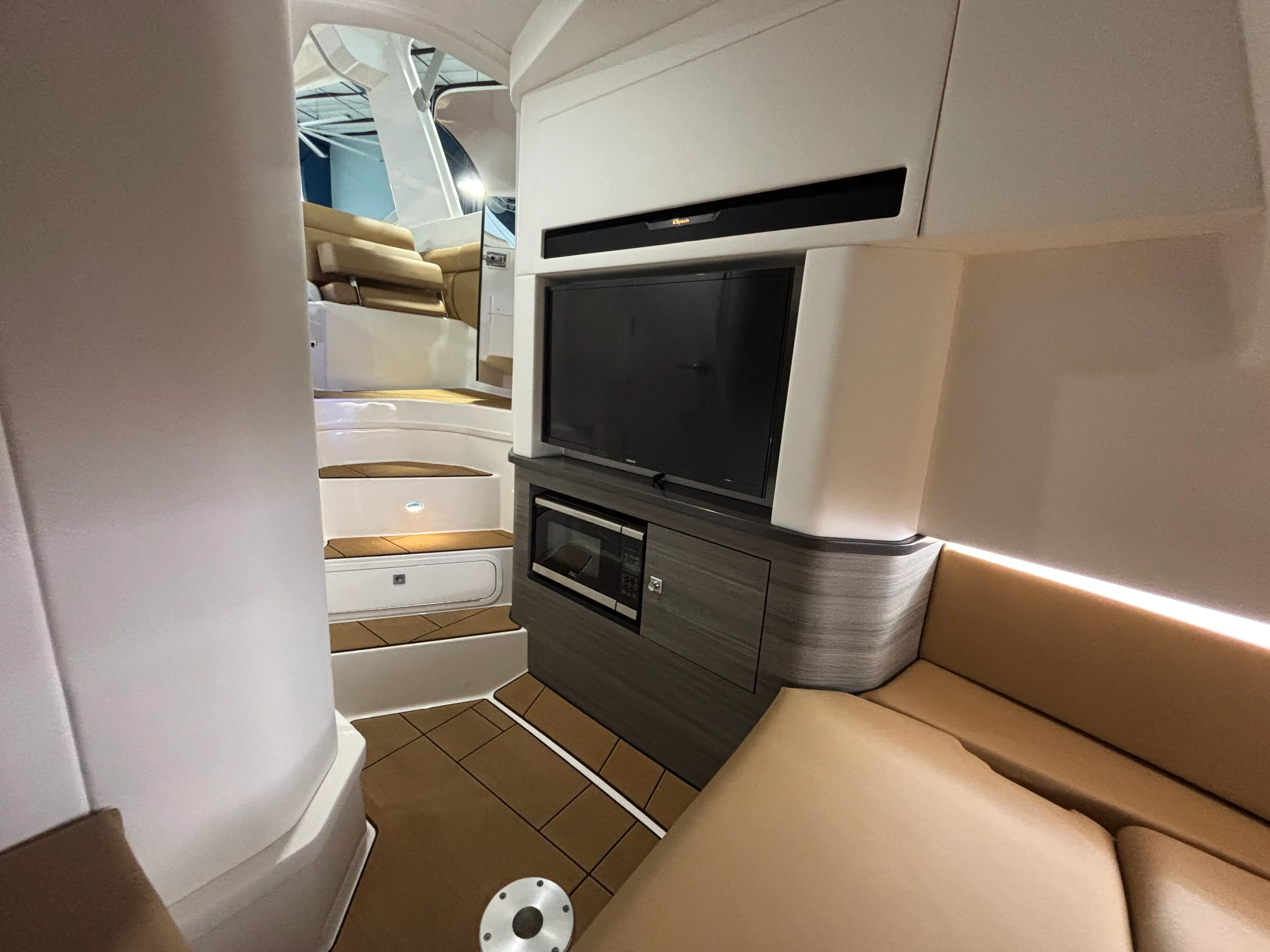 2024 Aviara AV36 Outboard Image Thumbnail #36