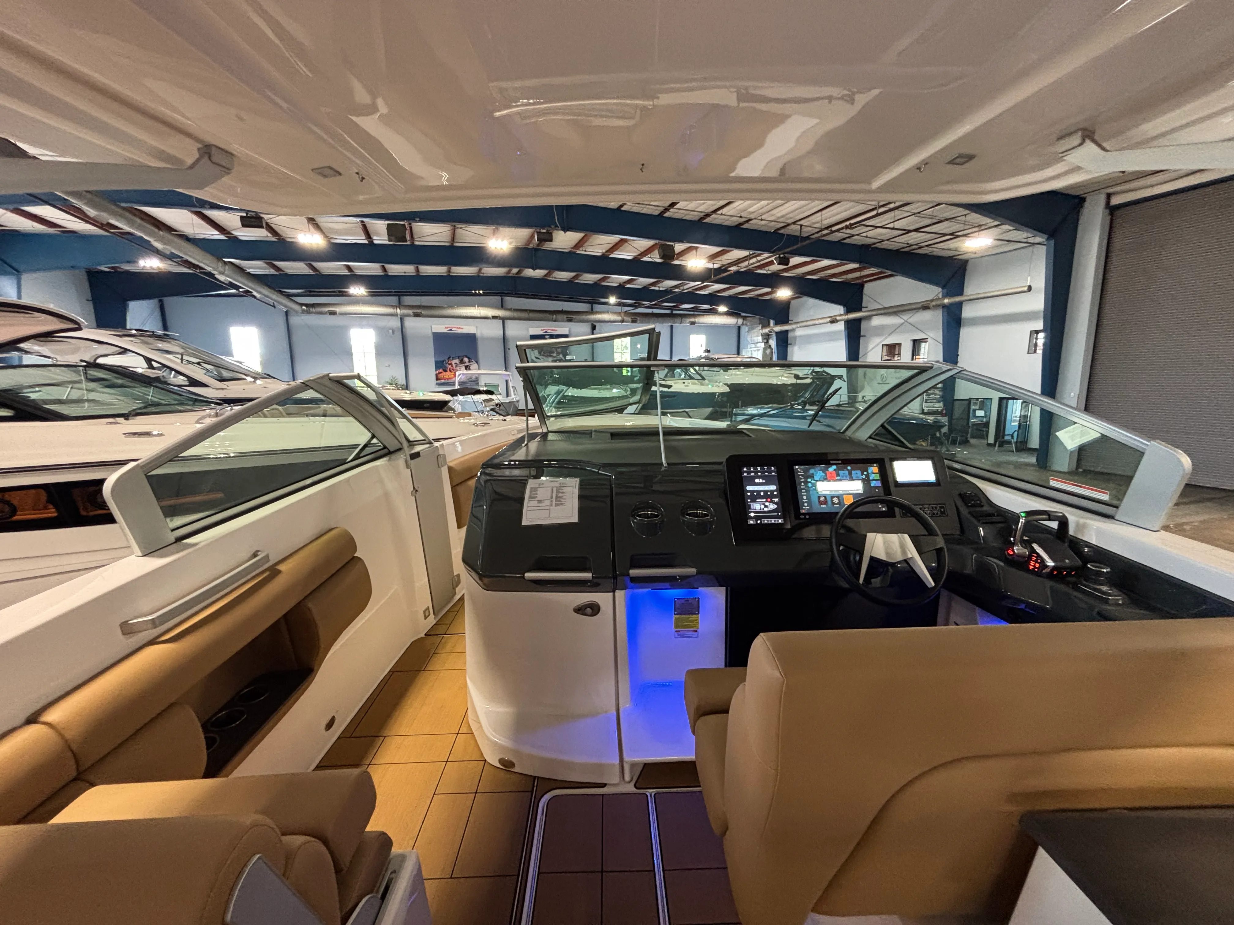 2024 Aviara AV36 Outboard Image Thumbnail #30