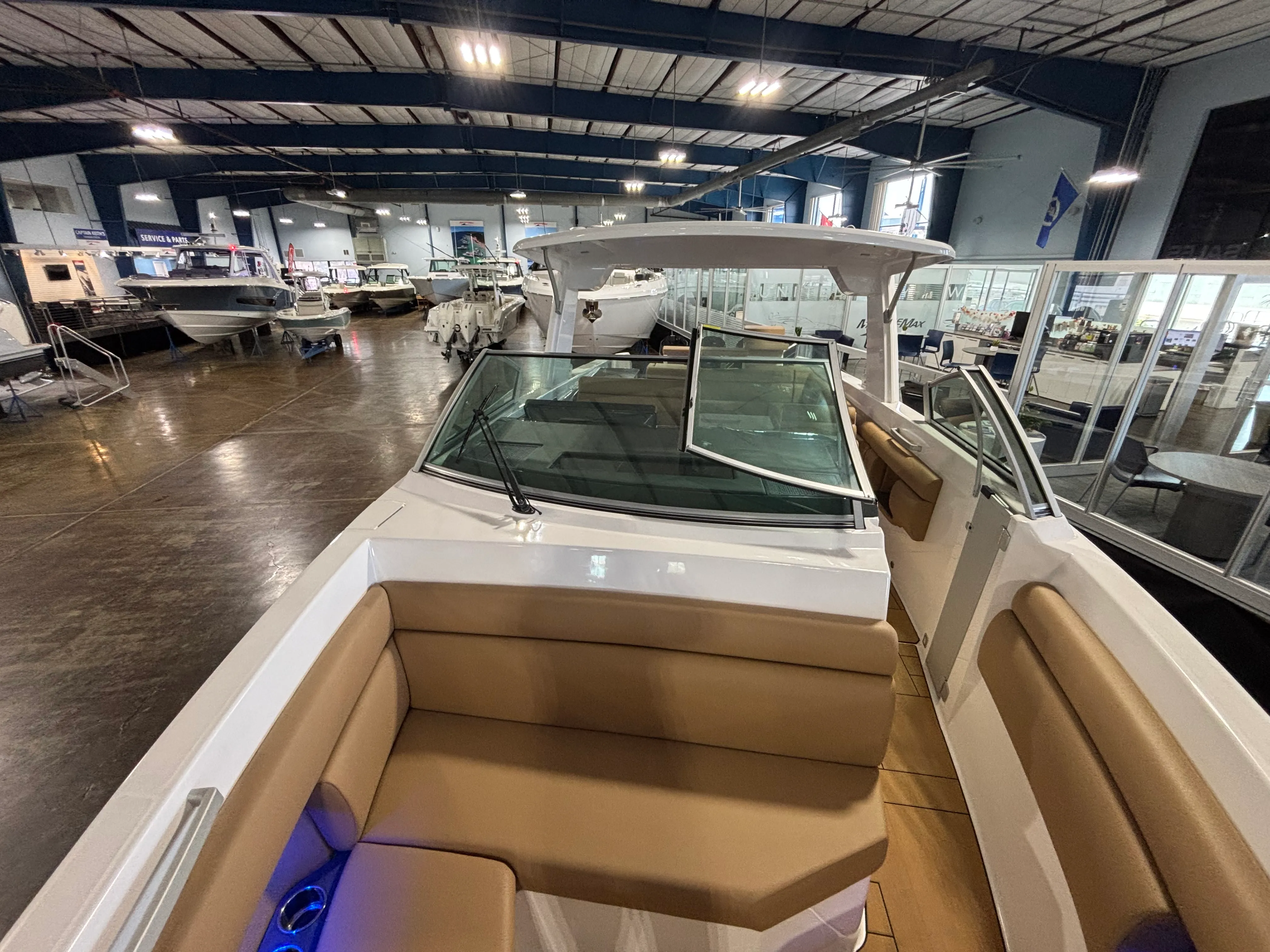 2024 Aviara AV36 Outboard Image Thumbnail #41