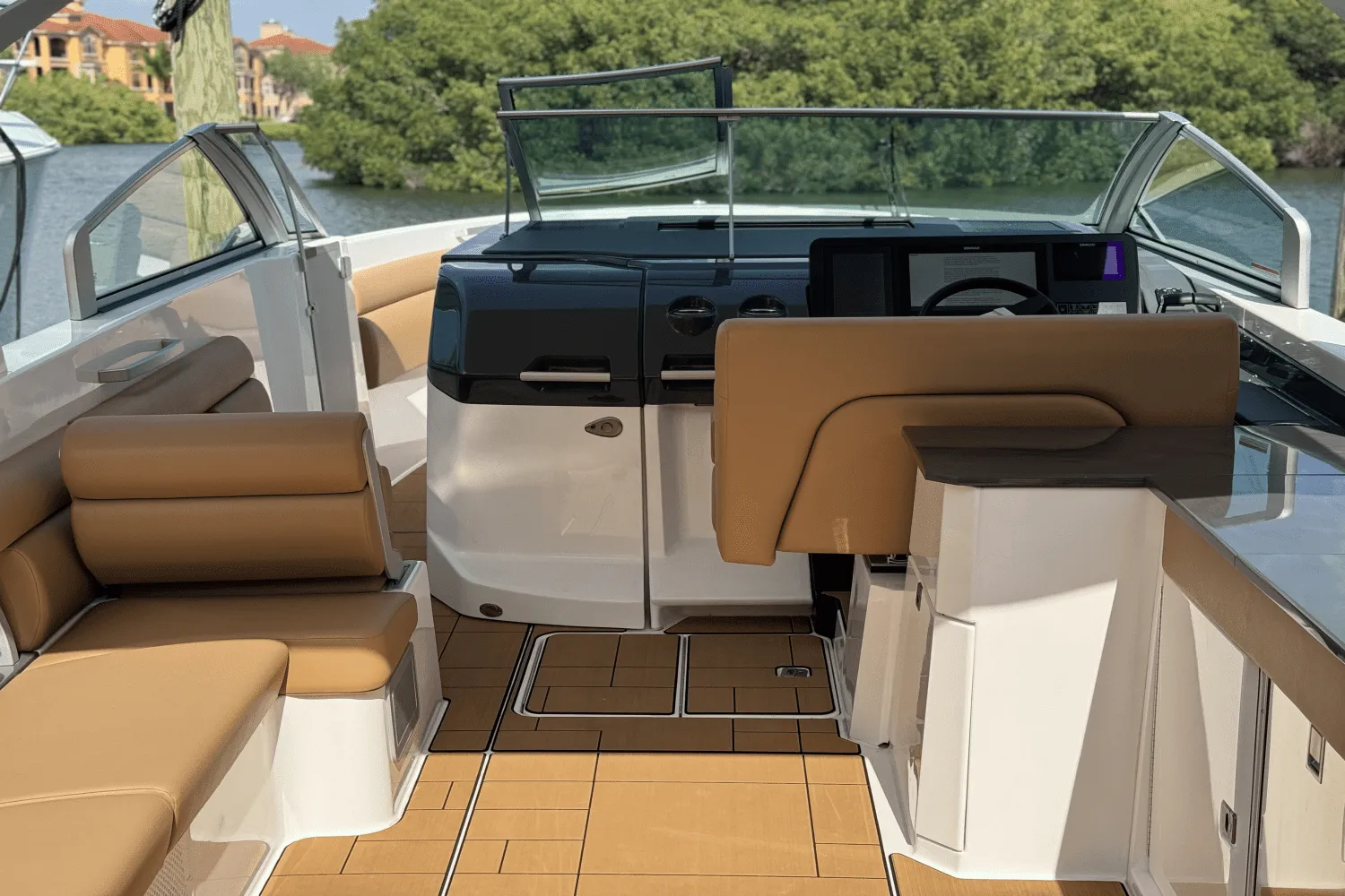2024 Aviara AV36 Outboard Image Thumbnail #13