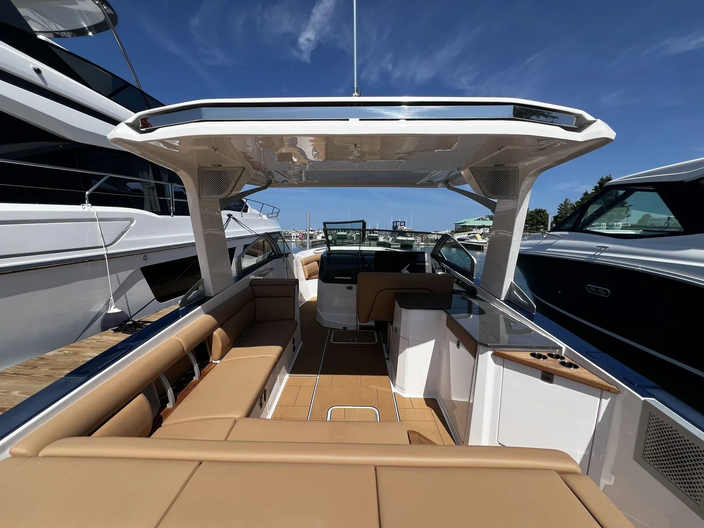 2024 Aviara AV32 Image Thumbnail #10
