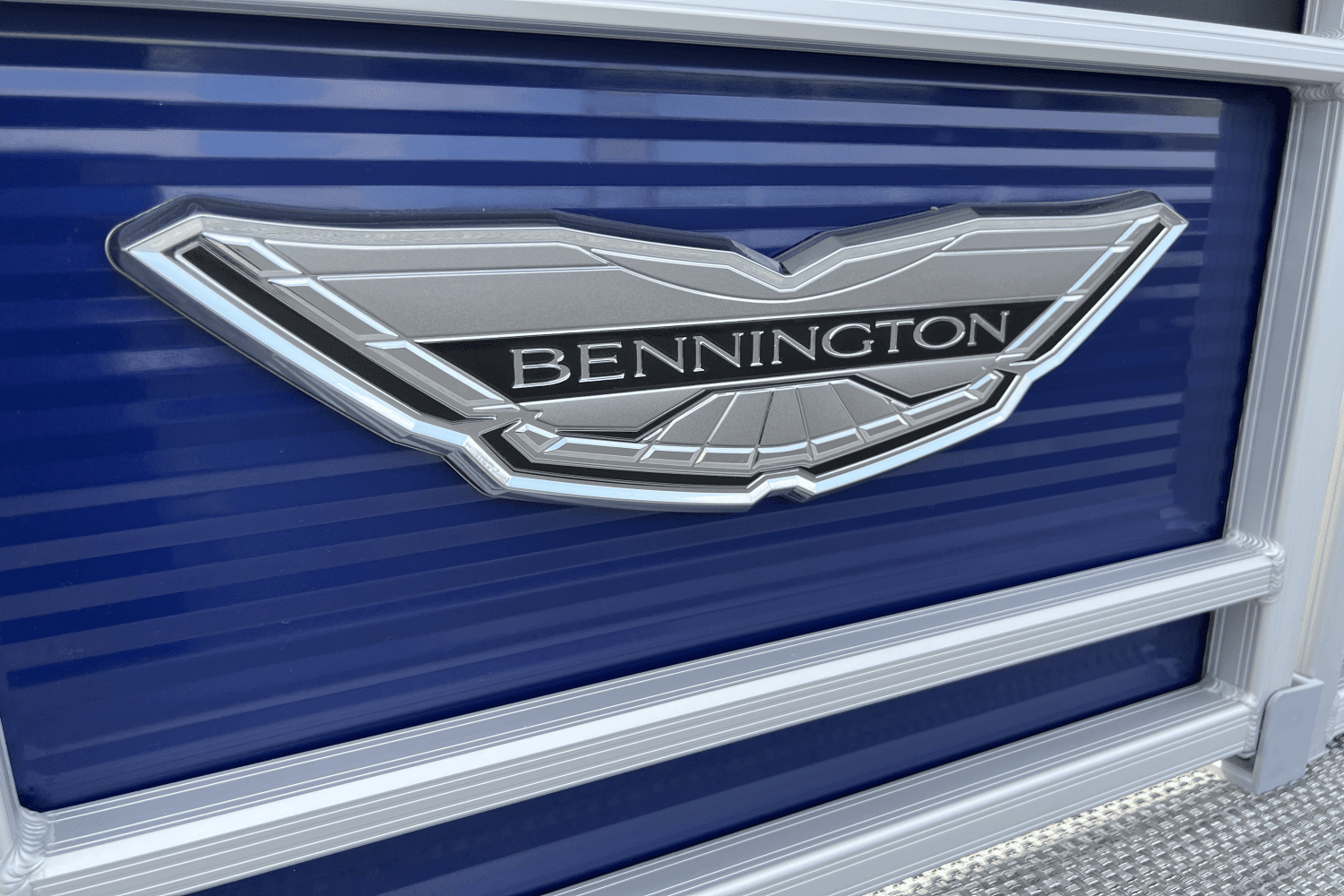 2024 Bennington 22 LSB Image Thumbnail #7