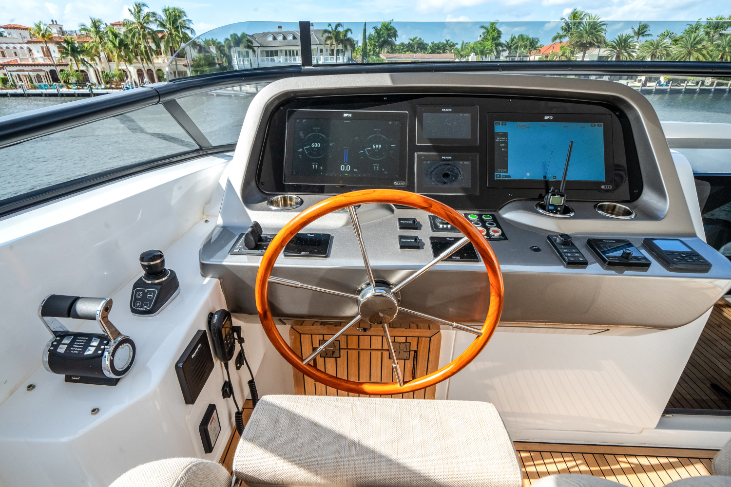 2026 Azimut
                                                             Magellano 25M Image Thumbnail #98