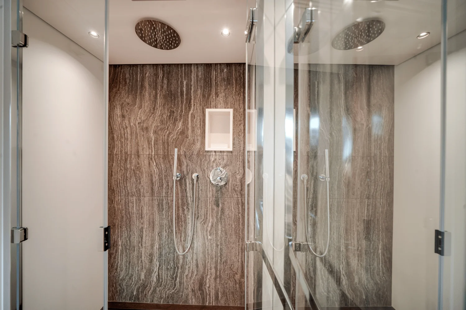 2026 Azimut Magellano 25M Image Thumbnail #60