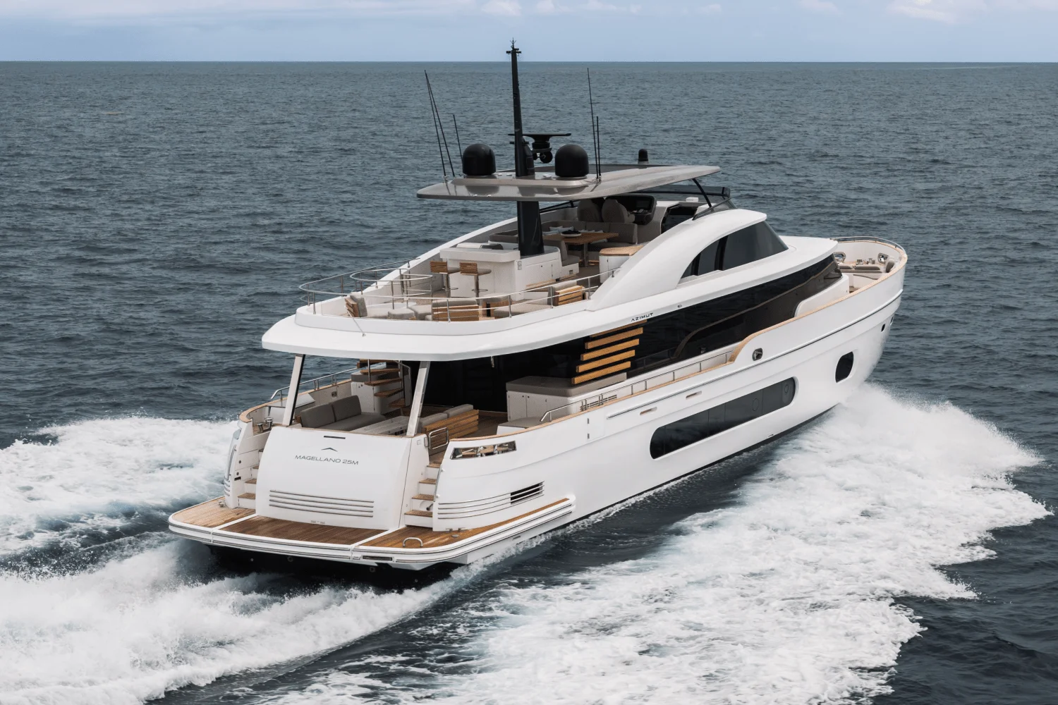 2026 Azimut Magellano 25M Image Thumbnail #3