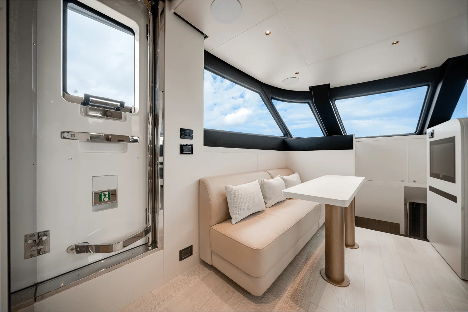 2026 Azimut Magellano 25M Image Thumbnail #41