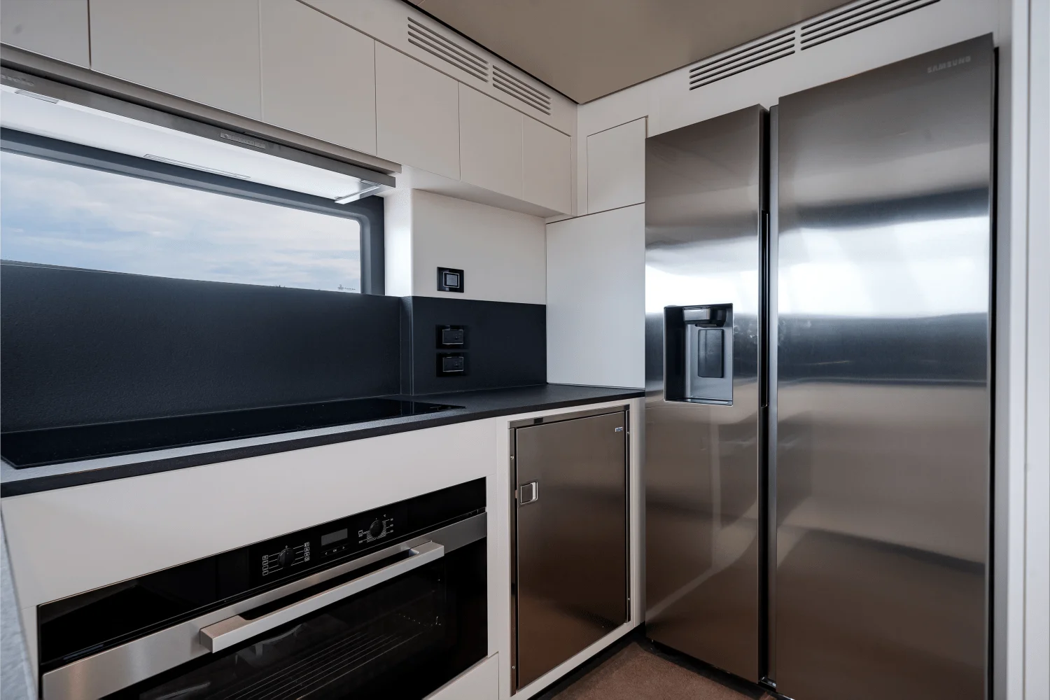 2026 Azimut Magellano 25M Image Thumbnail #45