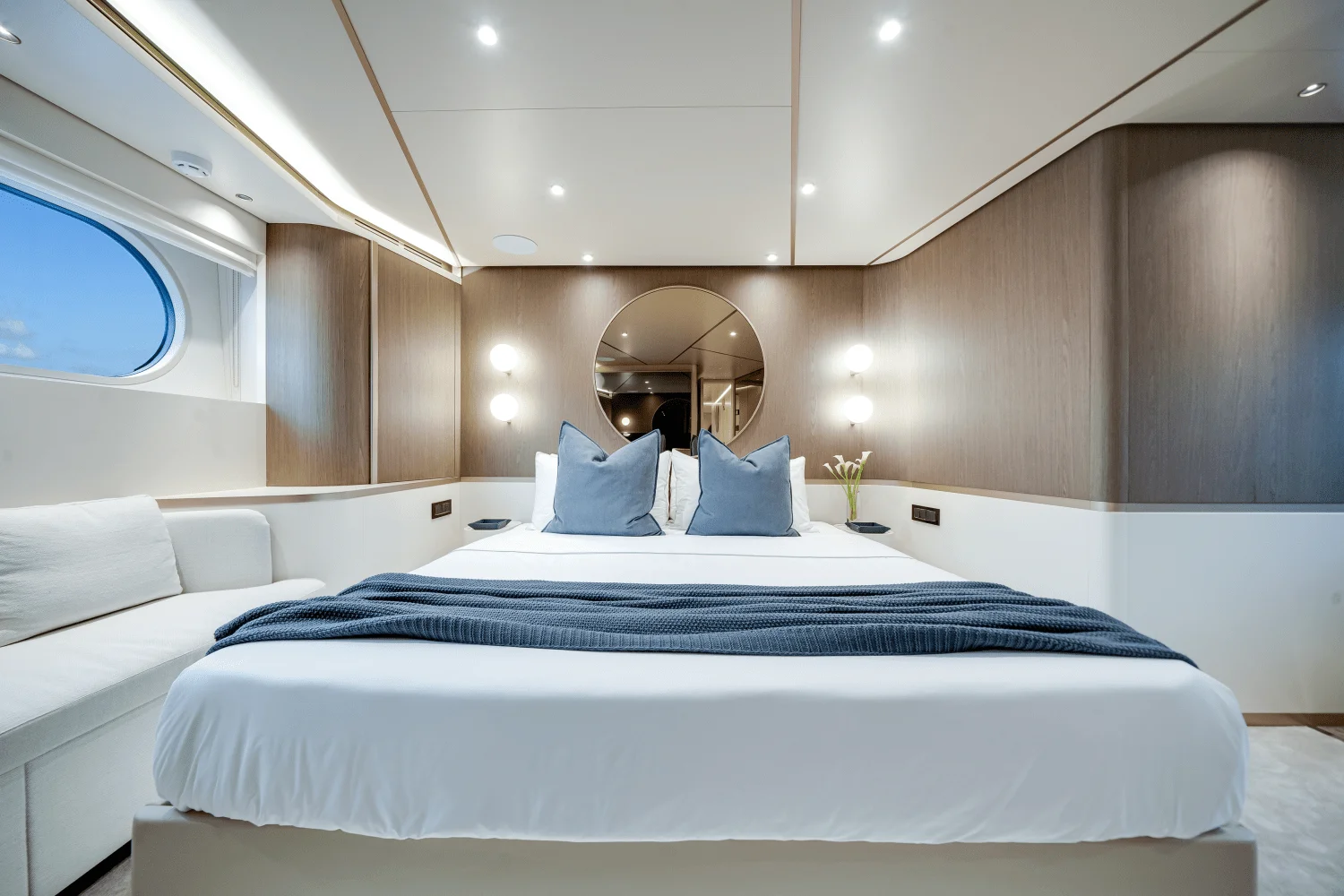 2026 Azimut Magellano 25M Image Thumbnail #47