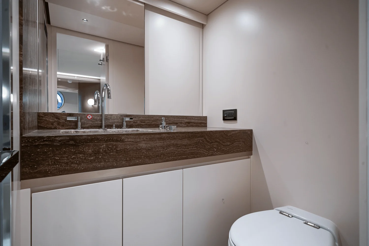 2026 Azimut Magellano 25M Image Thumbnail #65