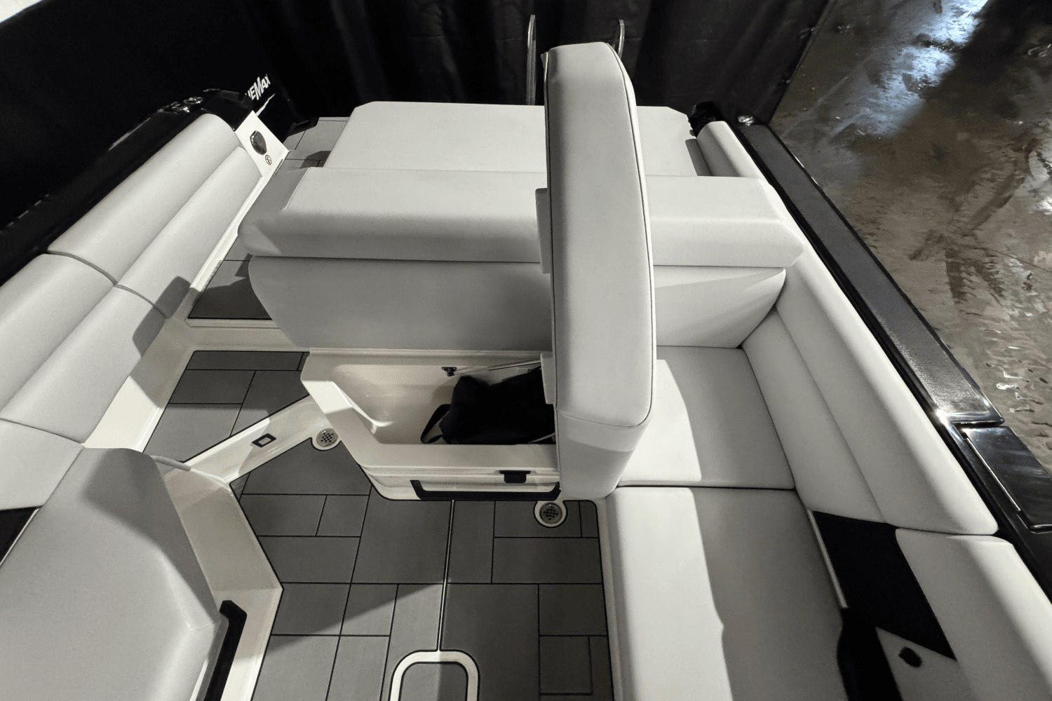 2024 Aviara AV28 Image Thumbnail #15