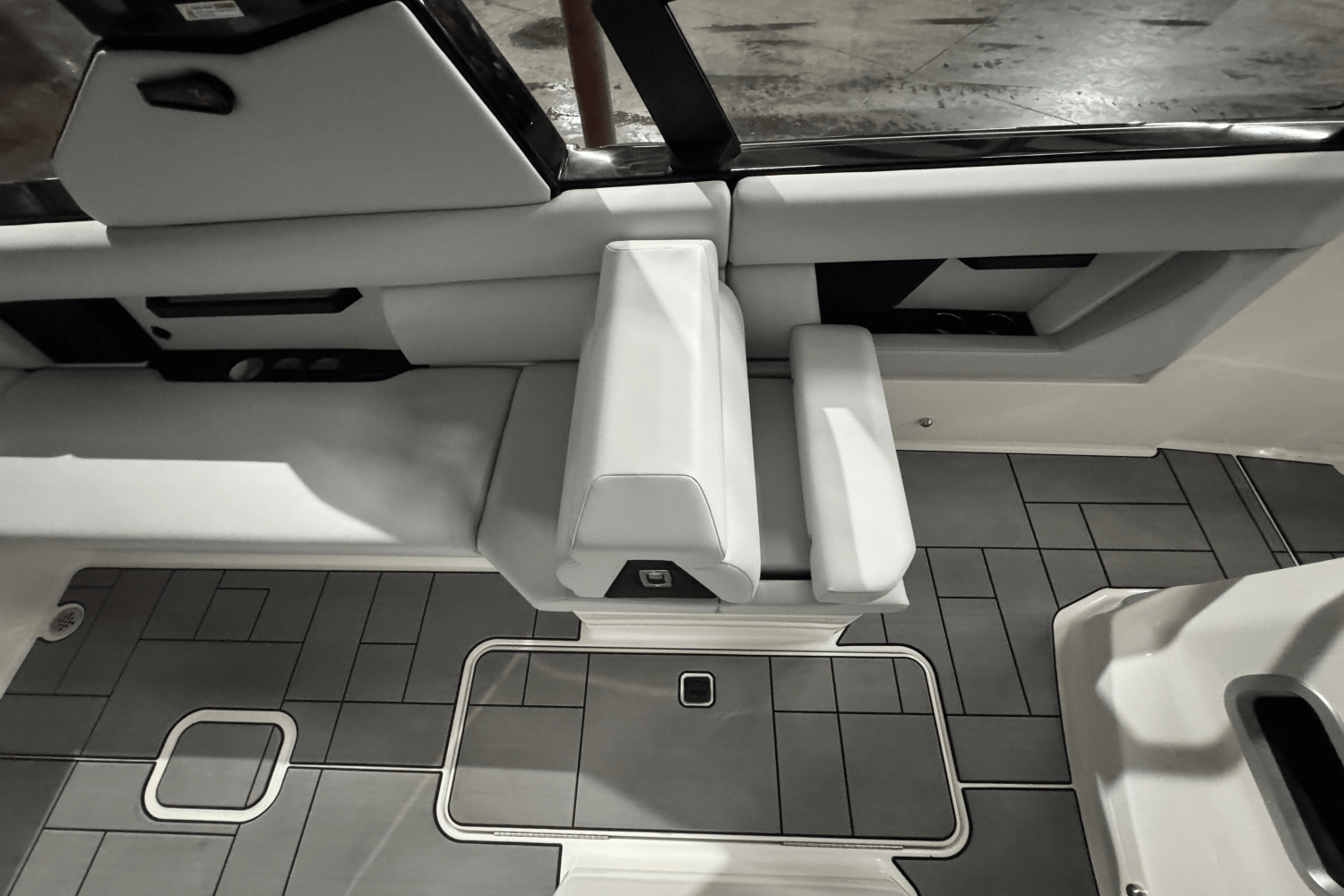 2024 Aviara AV28 Image Thumbnail #25