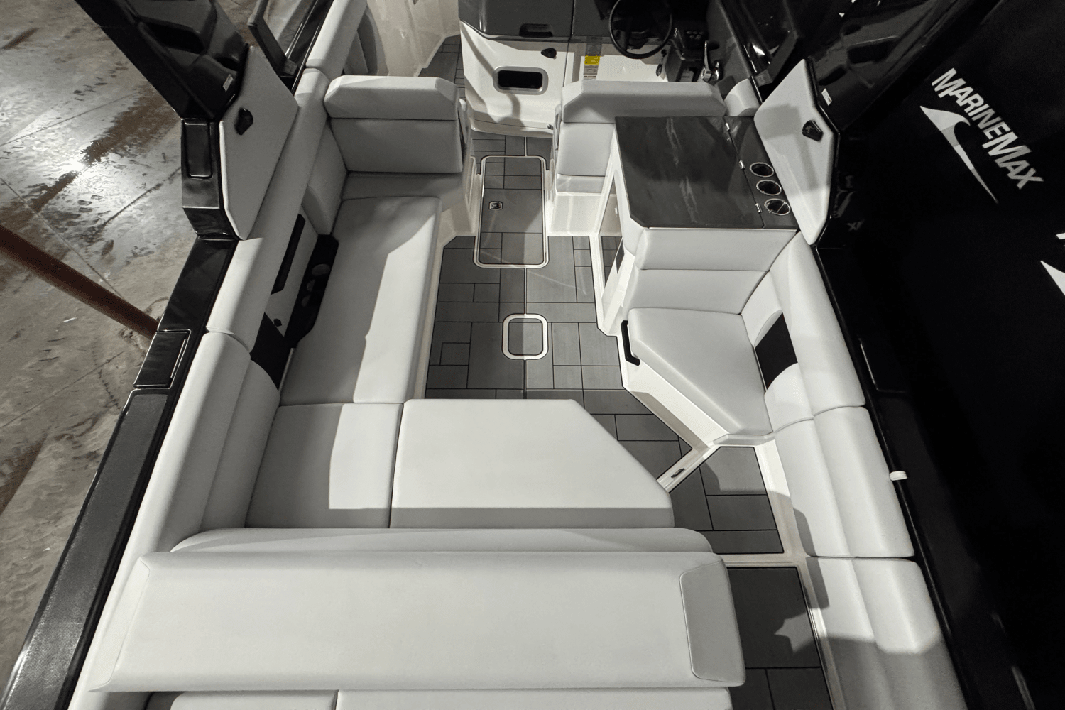 2024 Aviara AV28 Image Thumbnail #10