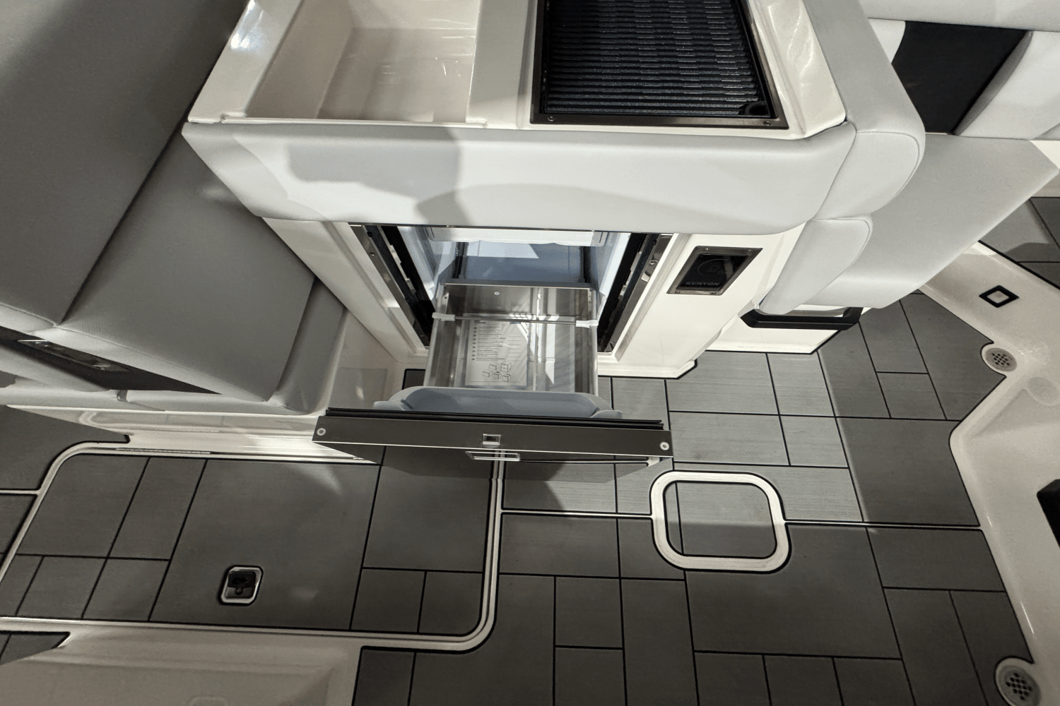 2024 Aviara AV28 Image Thumbnail #22