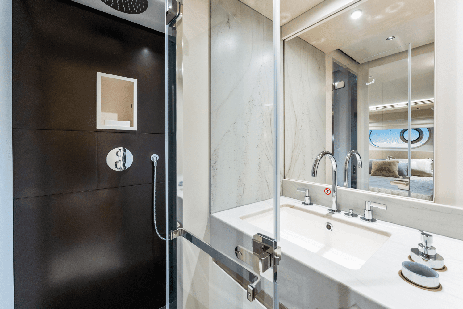 2023 Azimut MAGELLANO 25 METRI Image Thumbnail #24