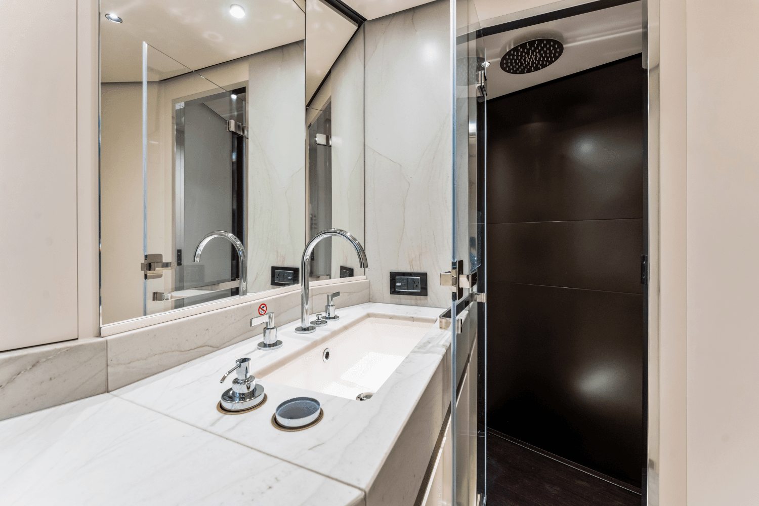 2023 Azimut MAGELLANO 25 METRI Image Thumbnail #21