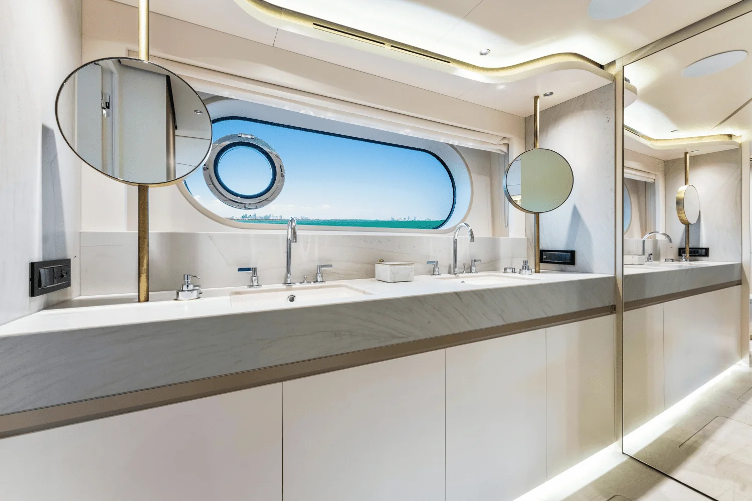 2023 Azimut MAGELLANO 25 METRI Image Thumbnail #41