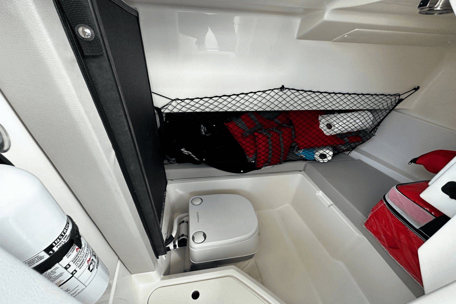 2022 Sea Ray
                                                             250 SDX Image Thumbnail #18