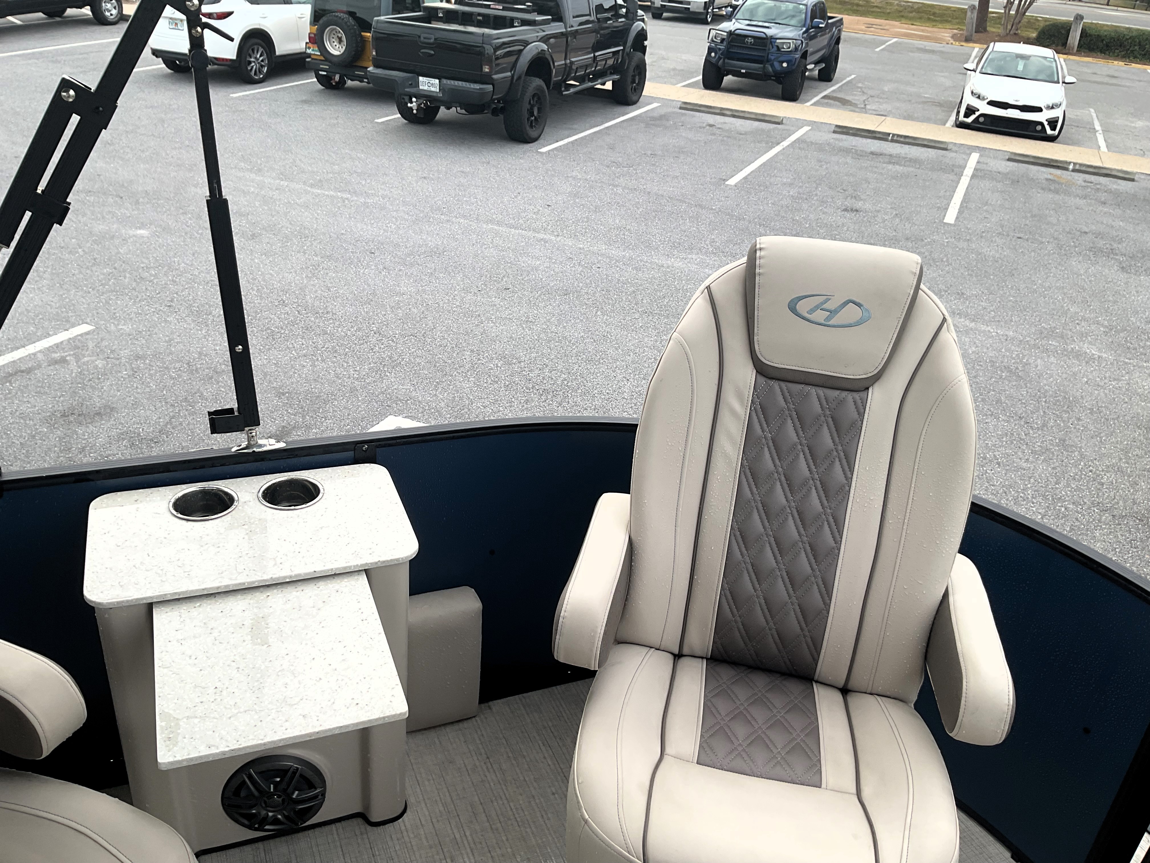 2024 Harris Sunliner 230 Image Thumbnail #20