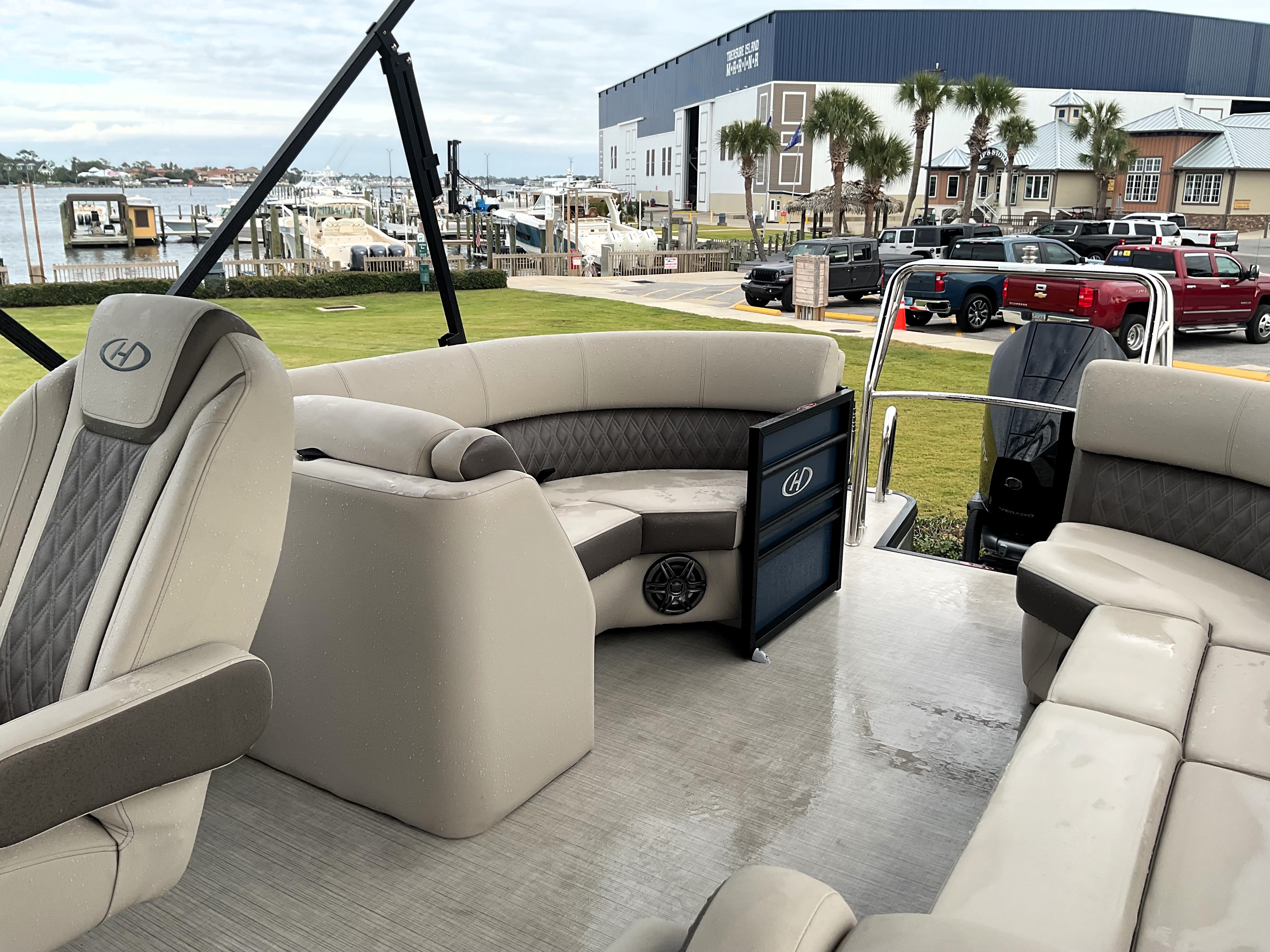 2024 Harris Sunliner 230 Image Thumbnail #23