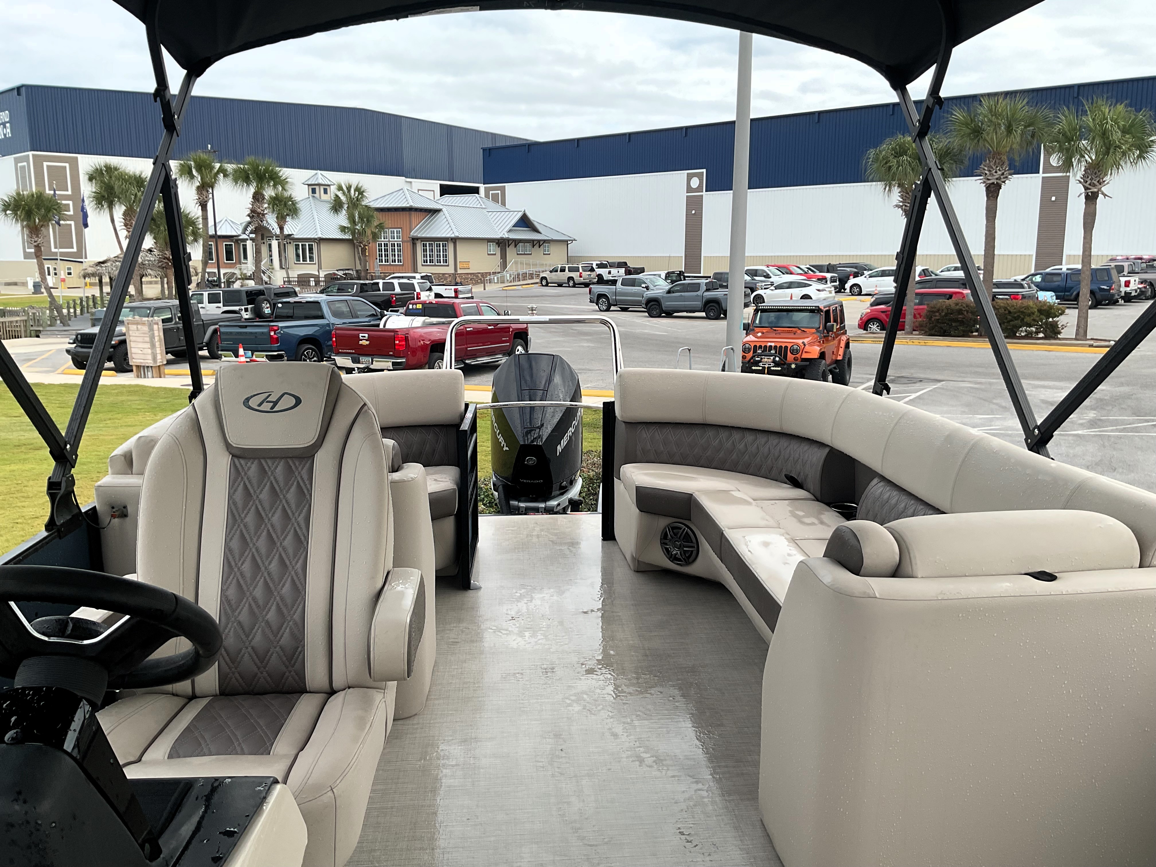 2024 Harris Sunliner 230 Image Thumbnail #10