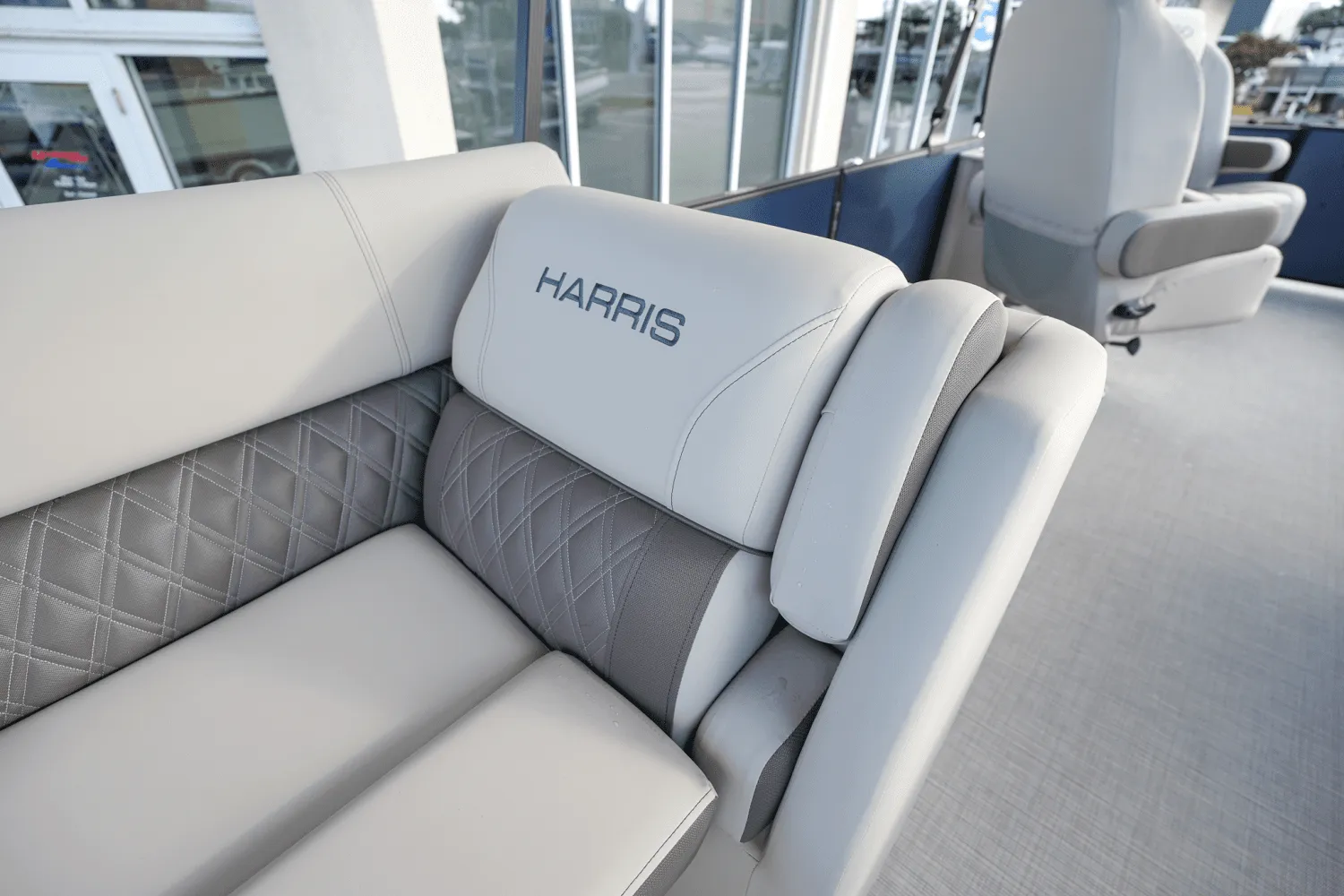 2024 Harris Sunliner 230 Image Thumbnail #16