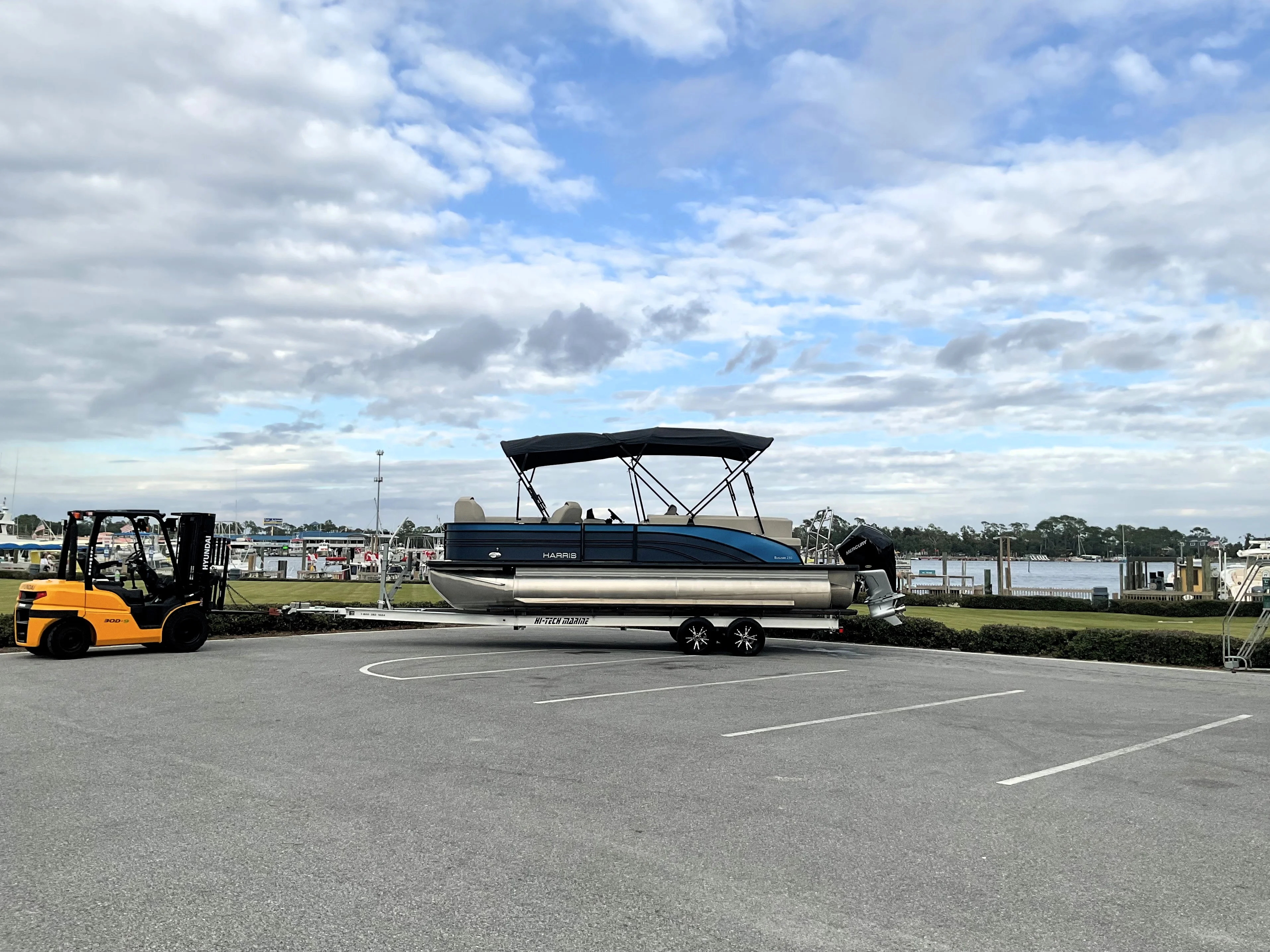 2024 Harris Sunliner 230 Image Thumbnail #25