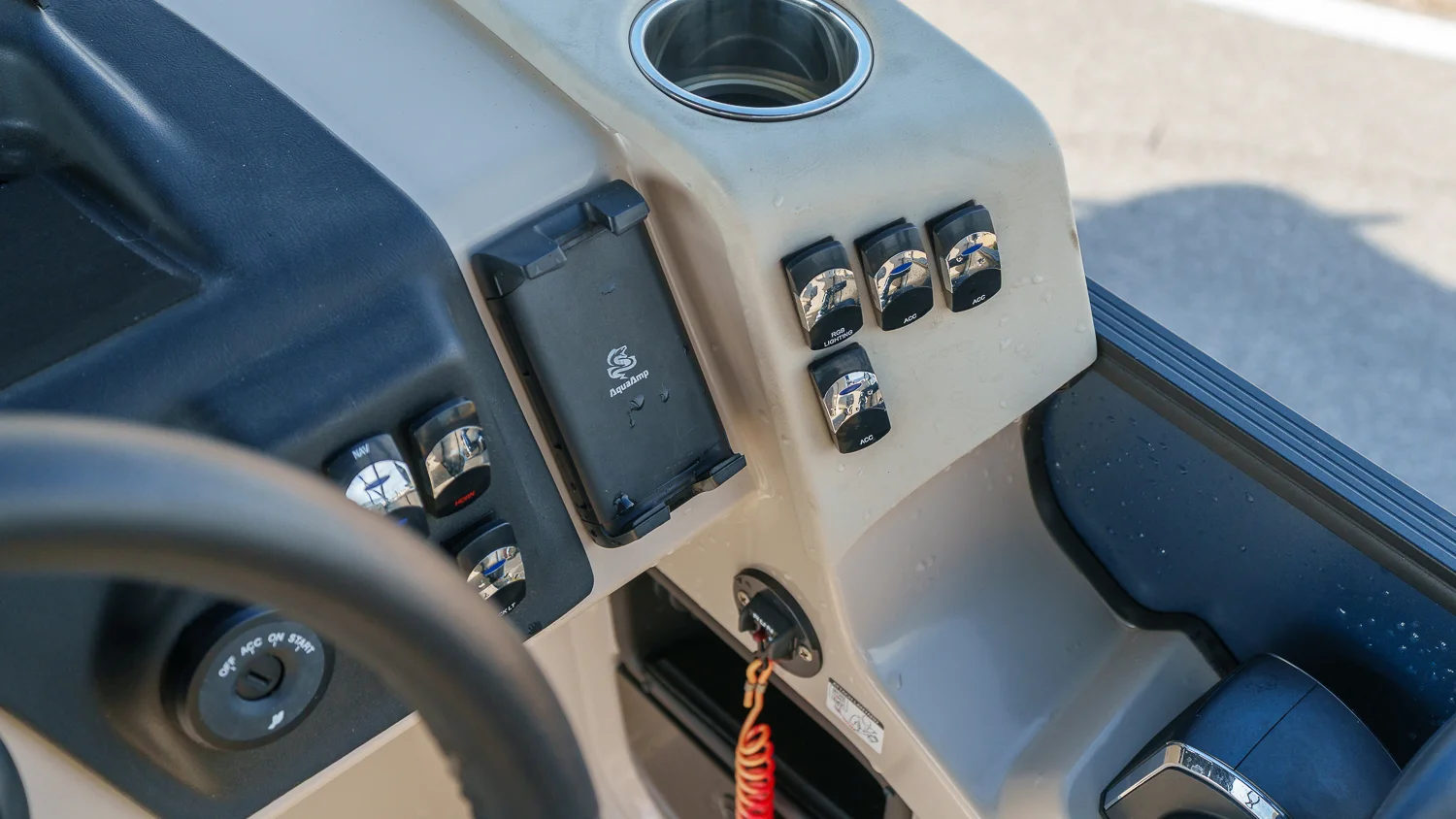 2024 Harris Sunliner 230 Image Thumbnail #16