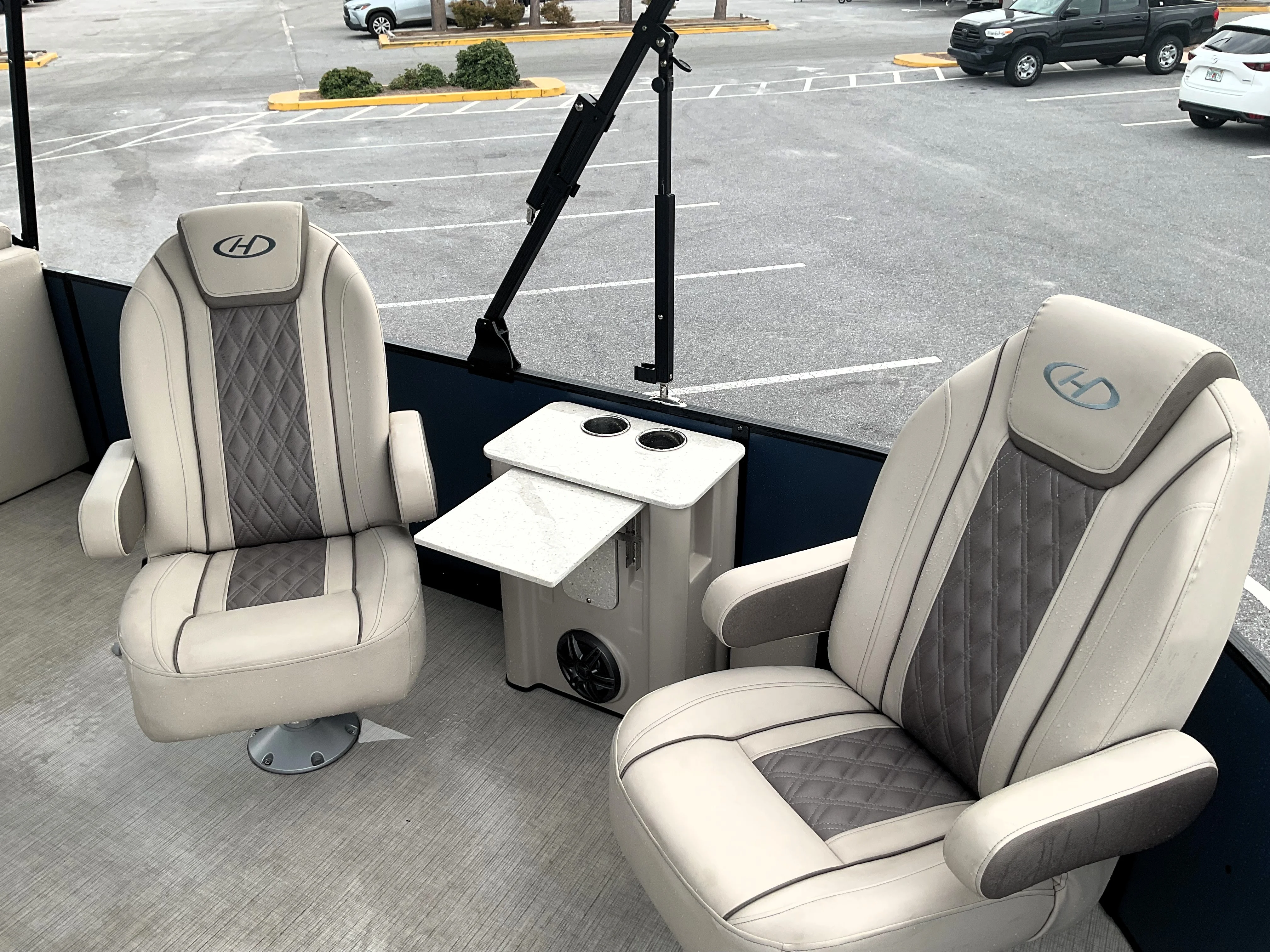 2024 Harris Sunliner 230 Image Thumbnail #24