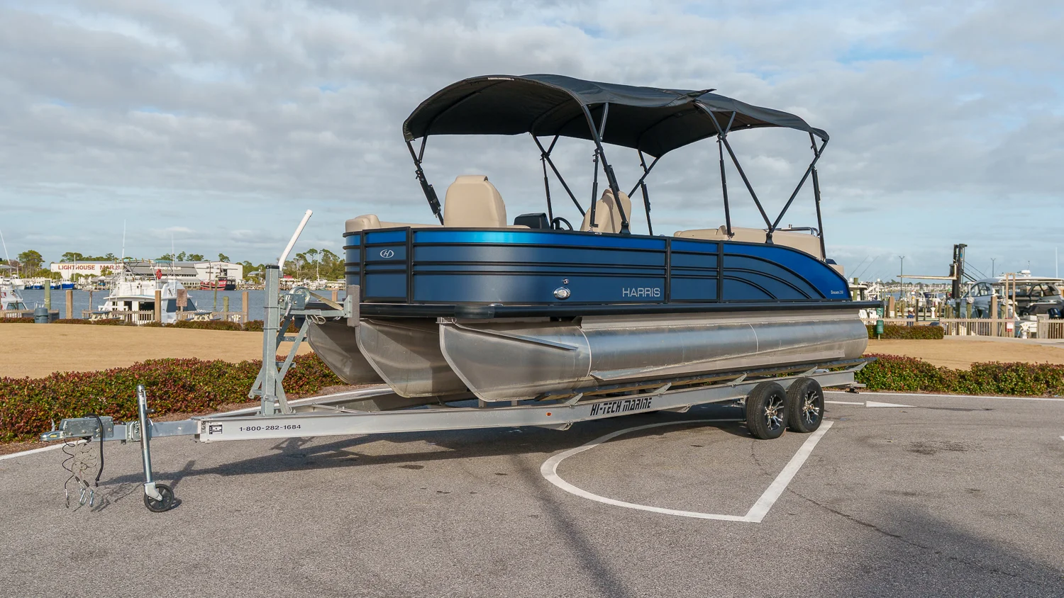 2024 Harris Sunliner 230 Image Thumbnail #1