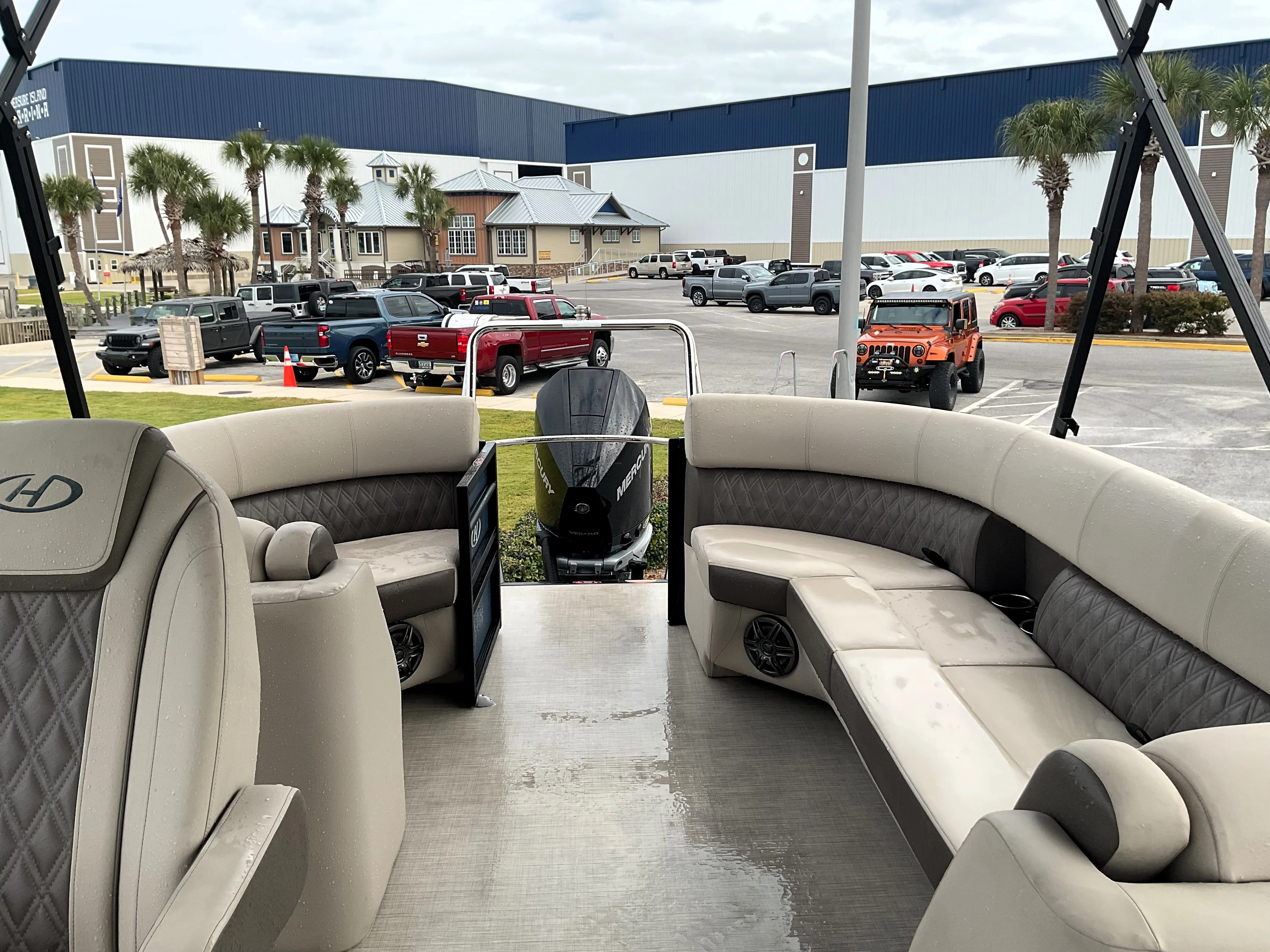 2024 Harris Sunliner 230 Image Thumbnail #11