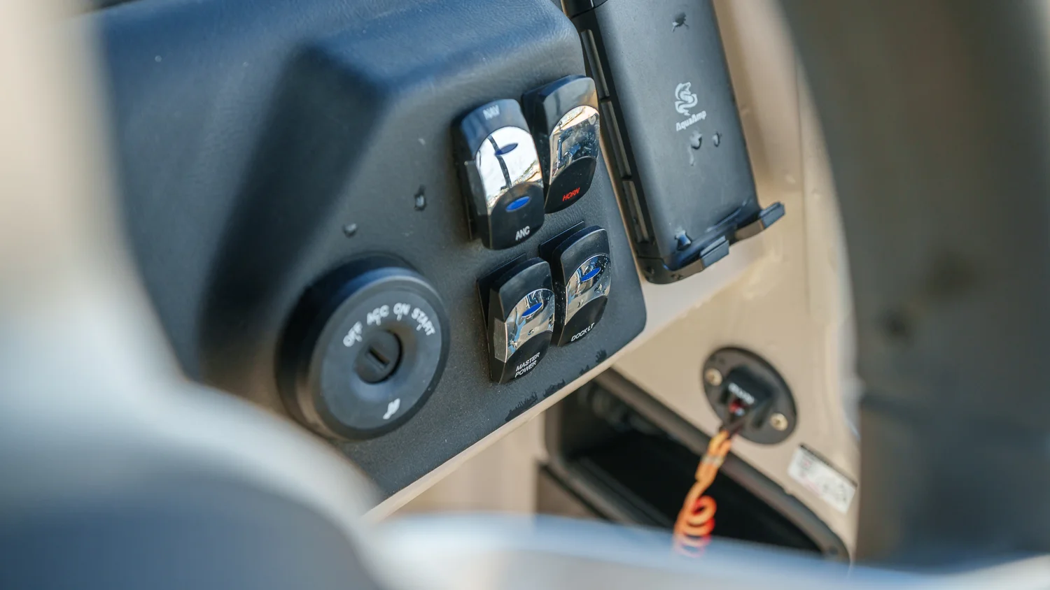 2024 Harris Sunliner 230 Image Thumbnail #15