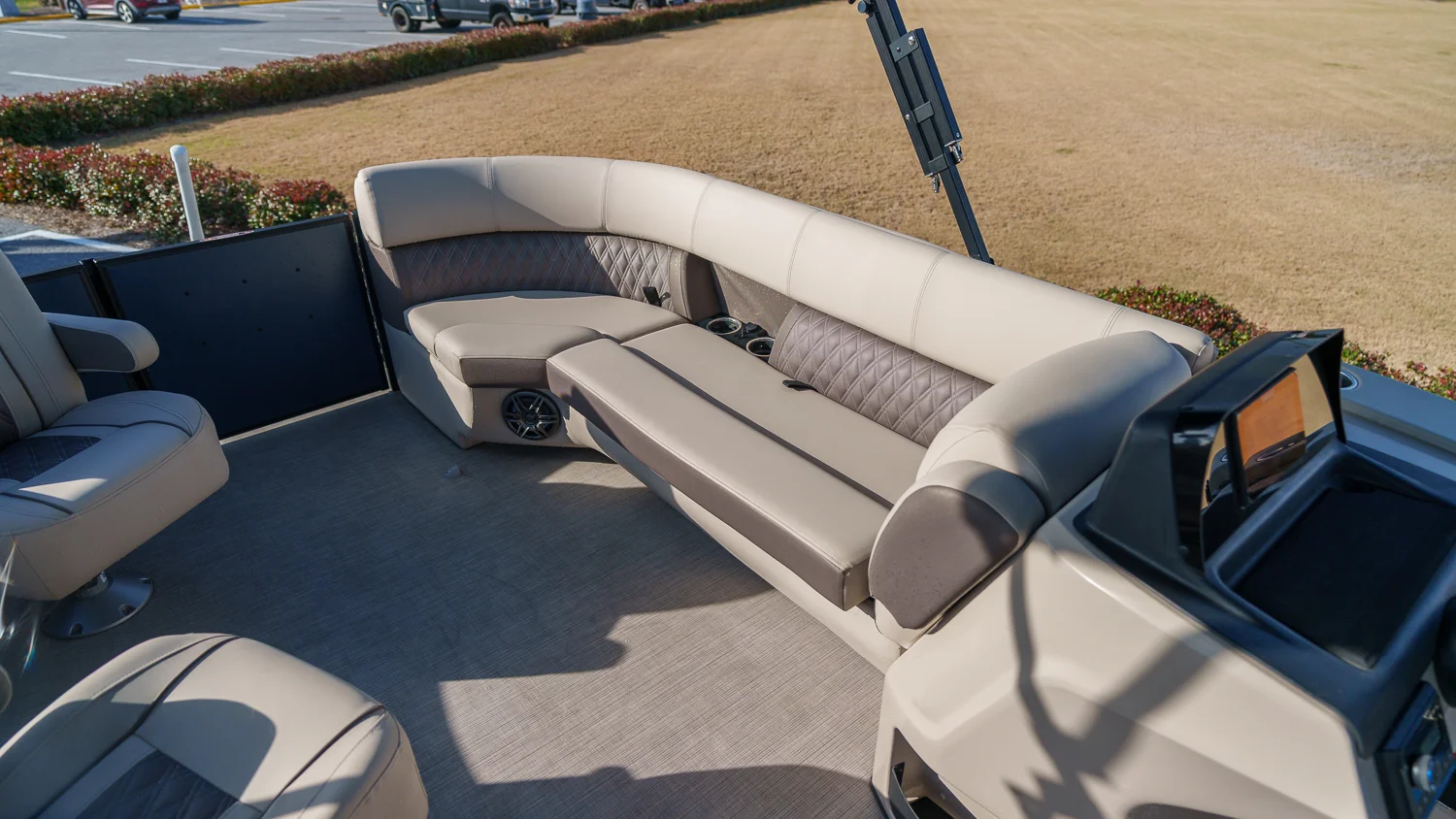 2024 Harris Sunliner 230 Image Thumbnail #9