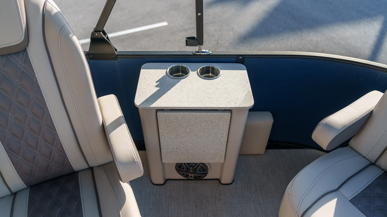 2024 Harris Sunliner 230 Image Thumbnail #7