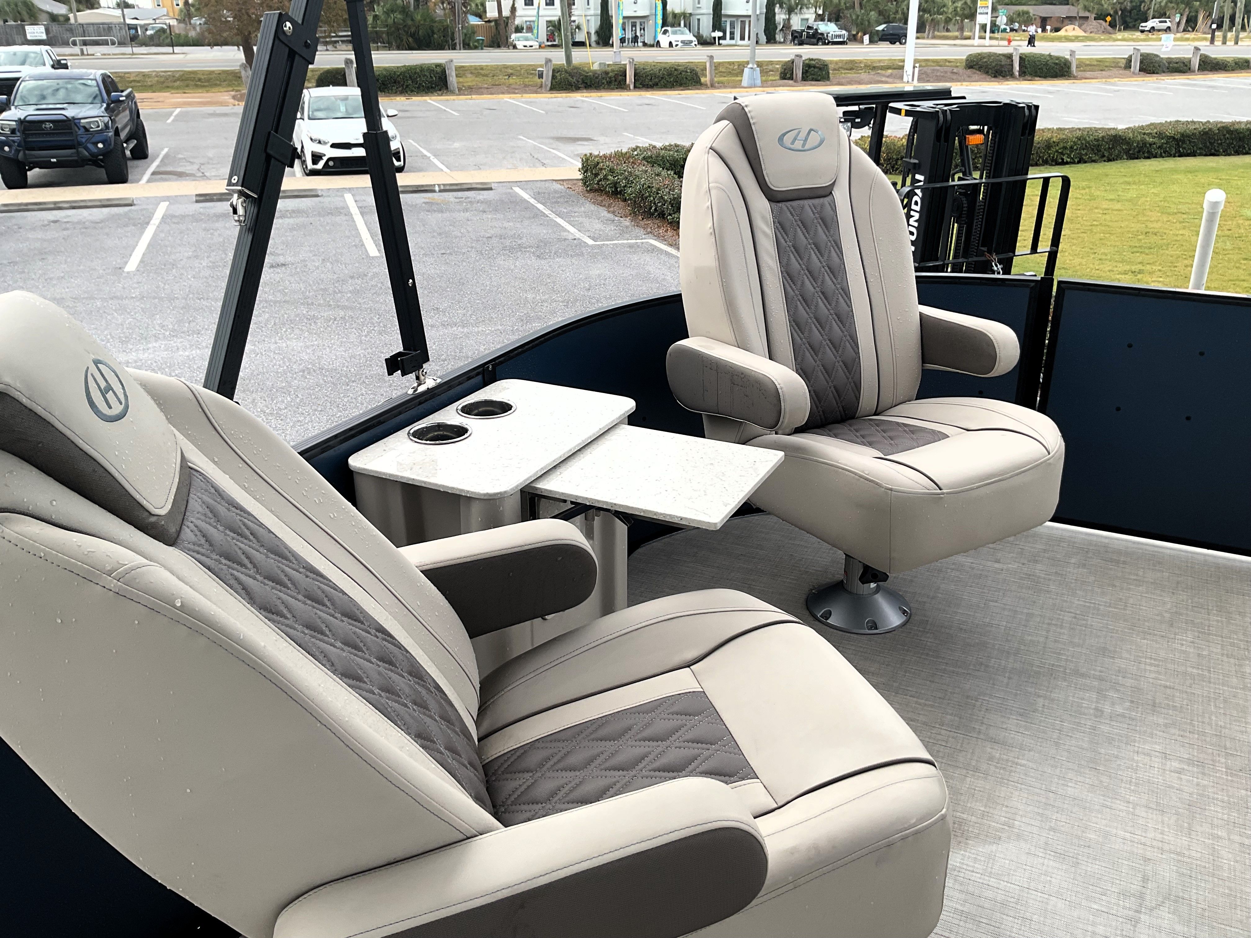 2024 Harris Sunliner 230 Image Thumbnail #18