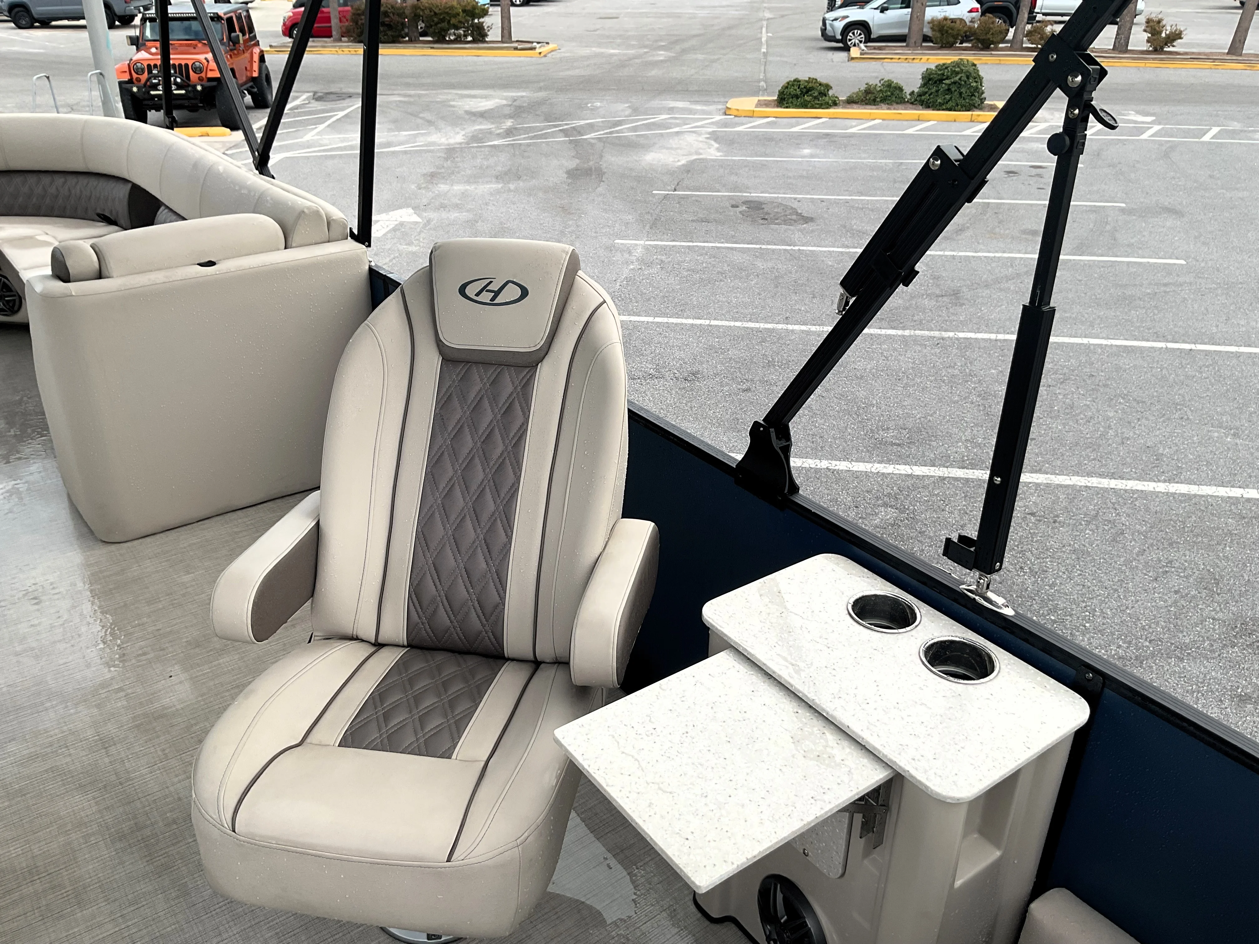 2024 Harris Sunliner 230 Image Thumbnail #19