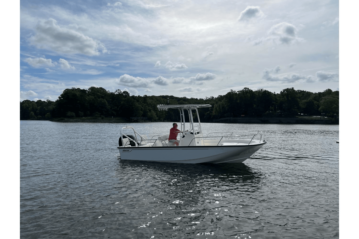 2024 Boston Whaler 190 Montauk Image Thumbnail #6