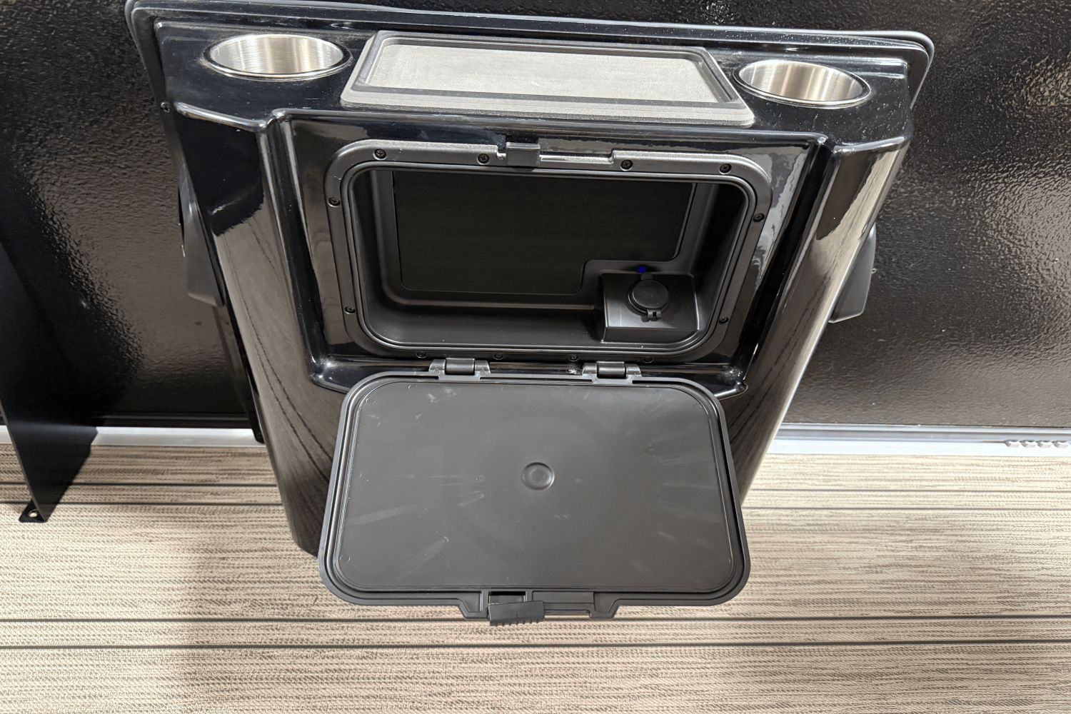 2024 Premier 270 Intrigue Image Thumbnail #38