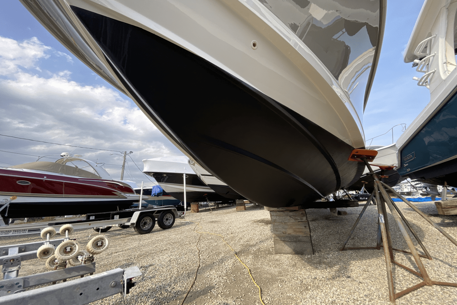 2019 Boston Whaler 350 Realm Image Thumbnail #4