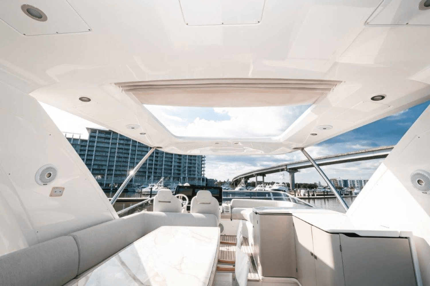 2019 Azimut 60 FLYBRIDGE Image Thumbnail #63